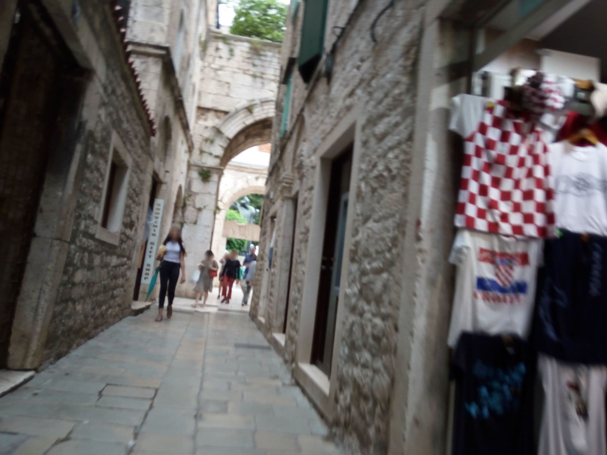 Street view near Apartments Salvezani, Split — © mapfool (CC BY-SA · Mapillary)