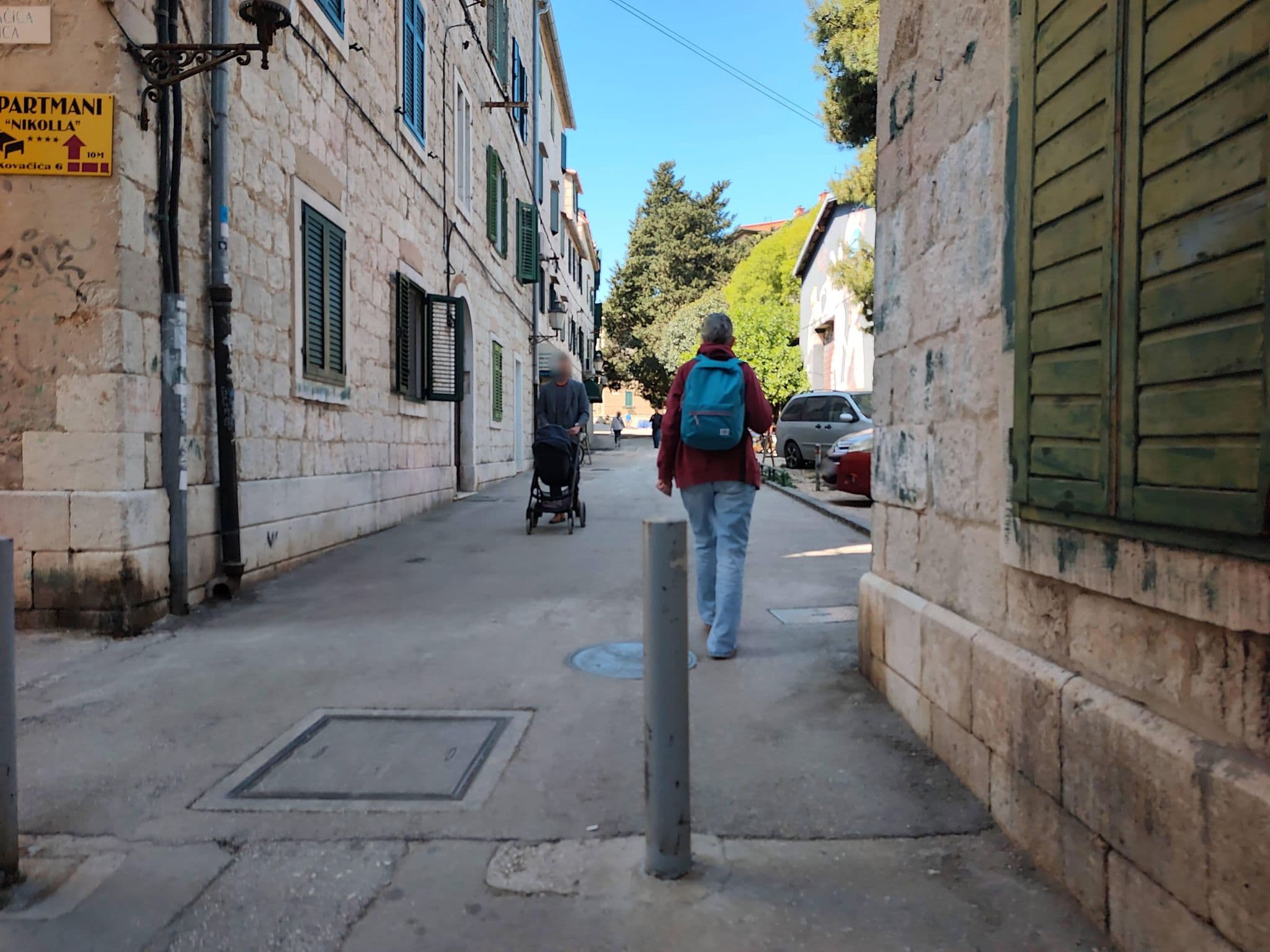 Street view near Varos Comfort Apartments, Split — © Duro (CC BY-SA · Mapillary)