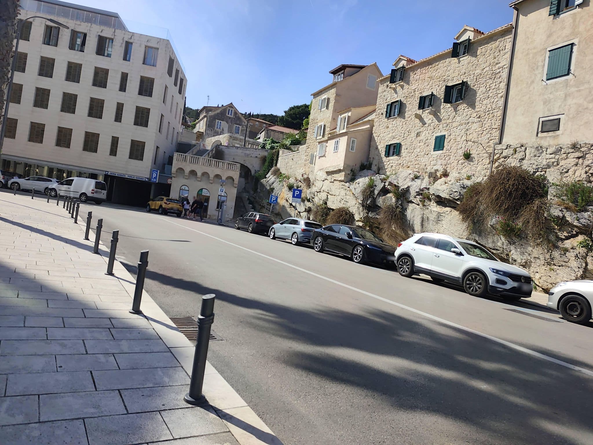 Street view near Hostel Matejuska, Split — © Duro (CC BY-SA · Mapillary)