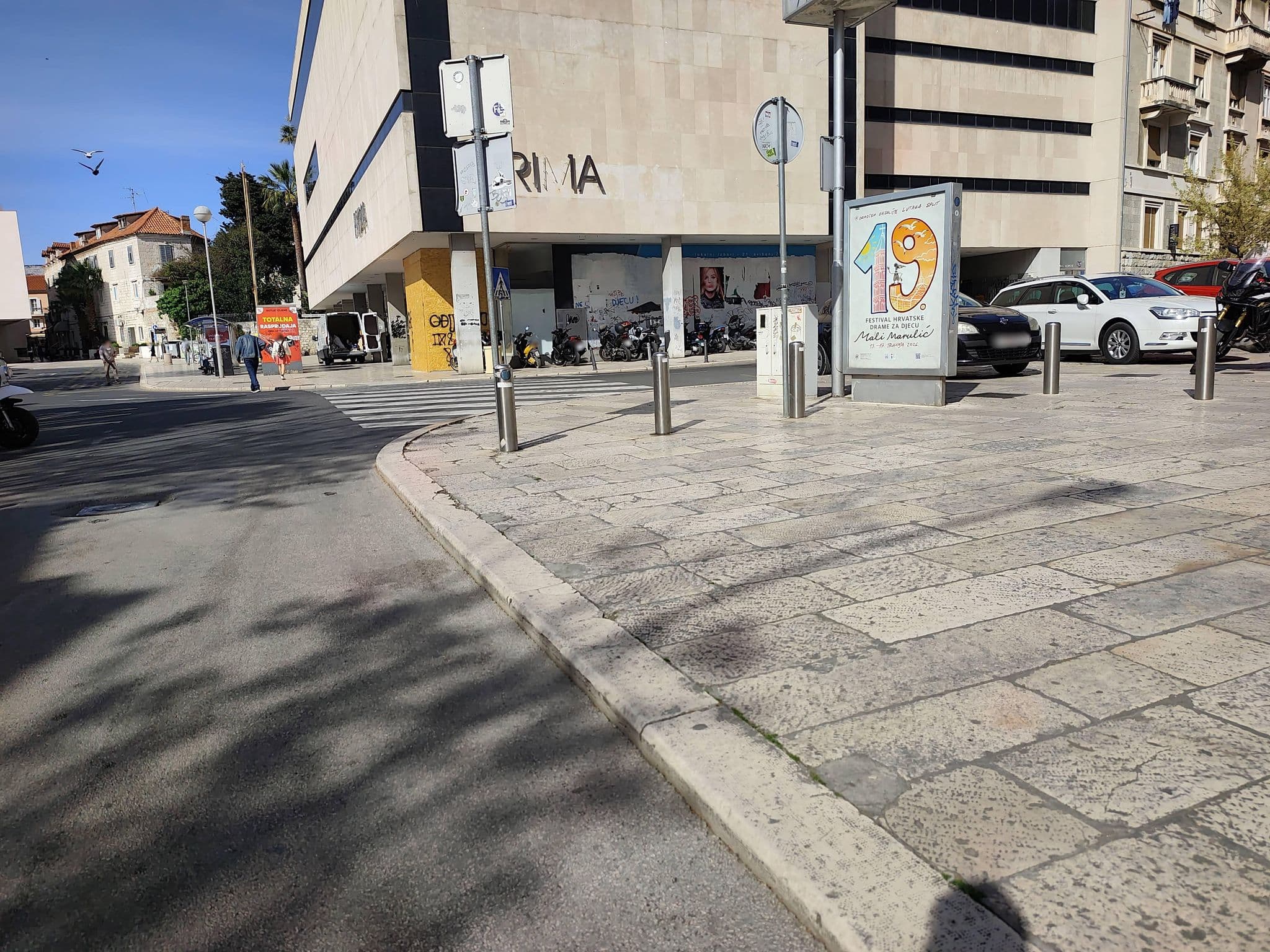 Street view near Placida Hostel, Split — © Duro (CC BY-SA · Mapillary)