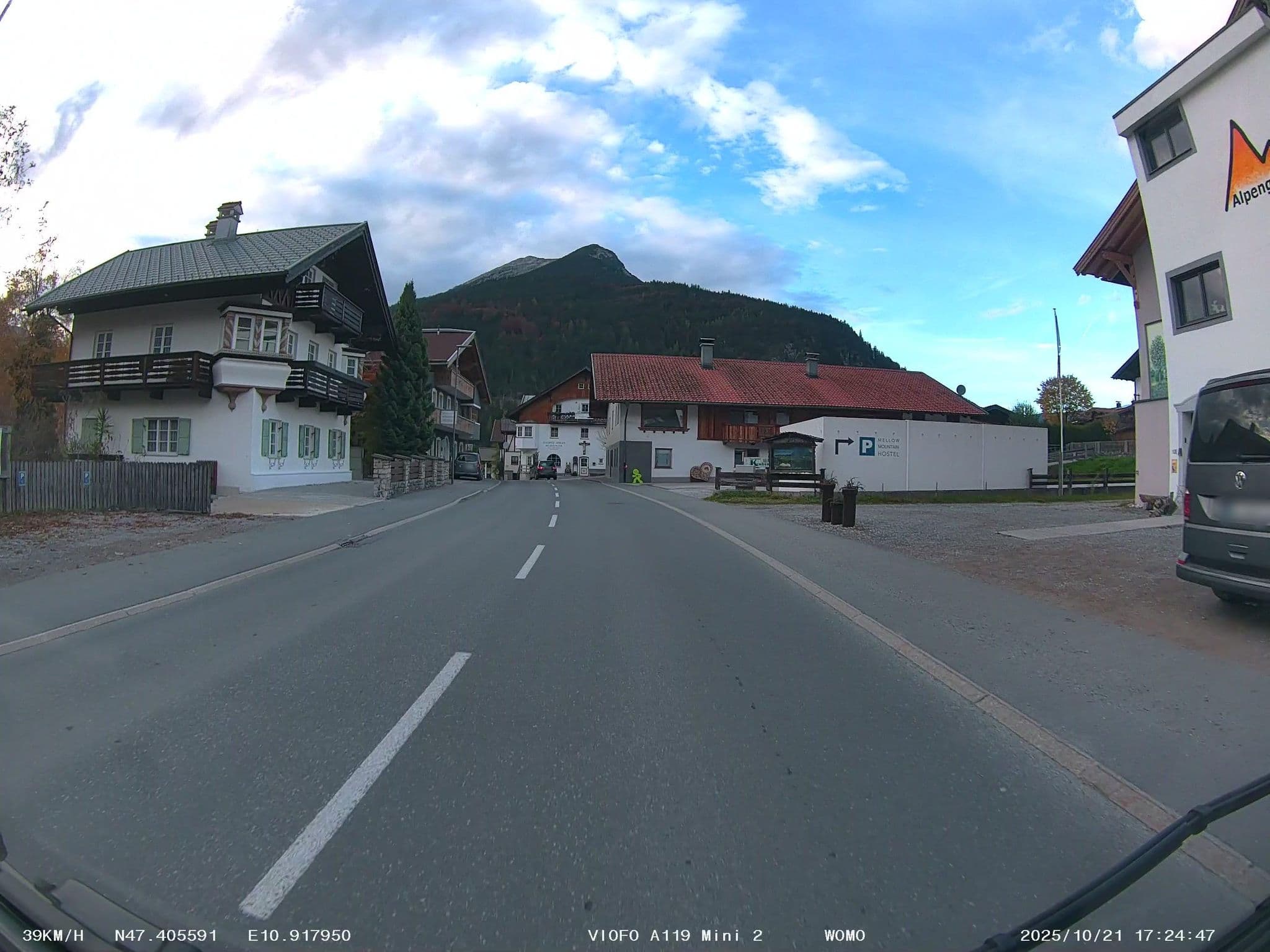 Street view near Haus Alpenglühen, Ehrwald — © soulcover (CC BY-SA · Mapillary)