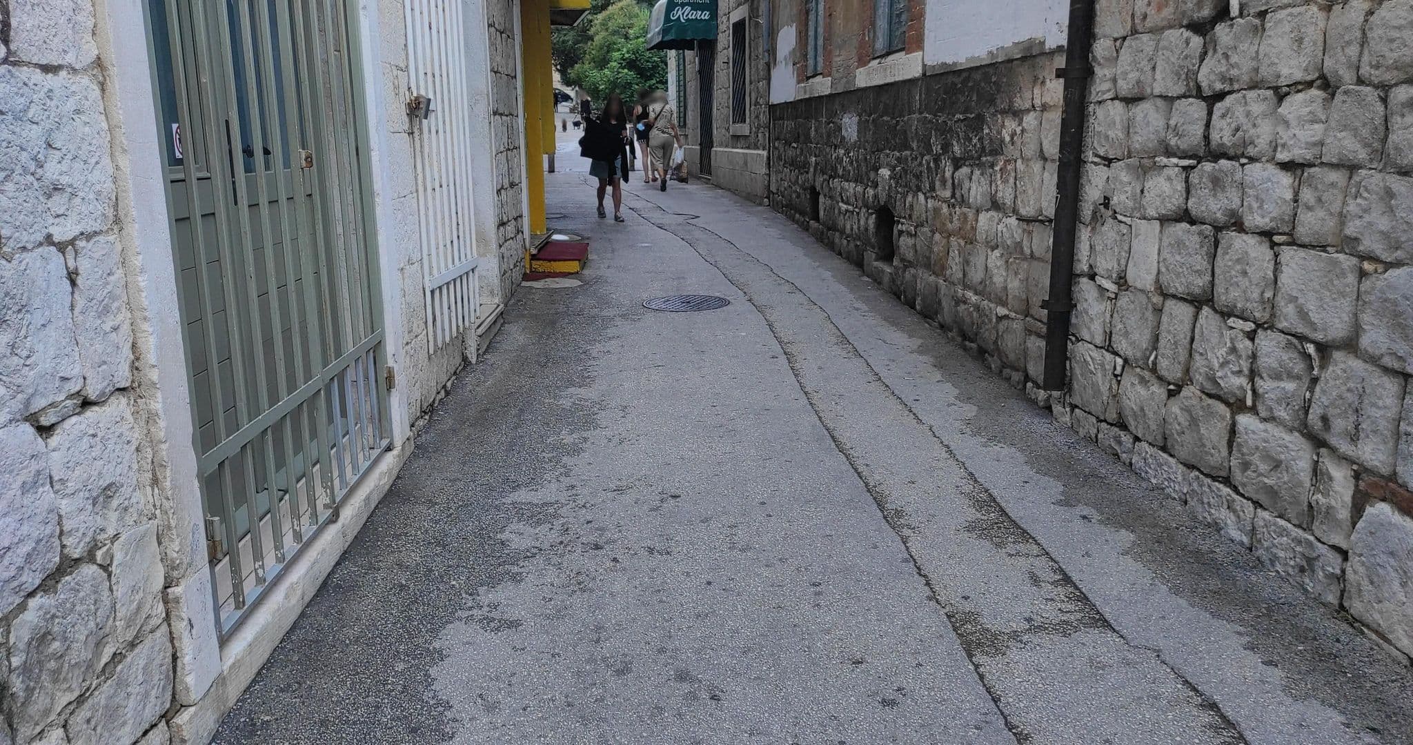 Street view near Apartman Centar Split, Split — © slashme (CC BY-SA · Mapillary)