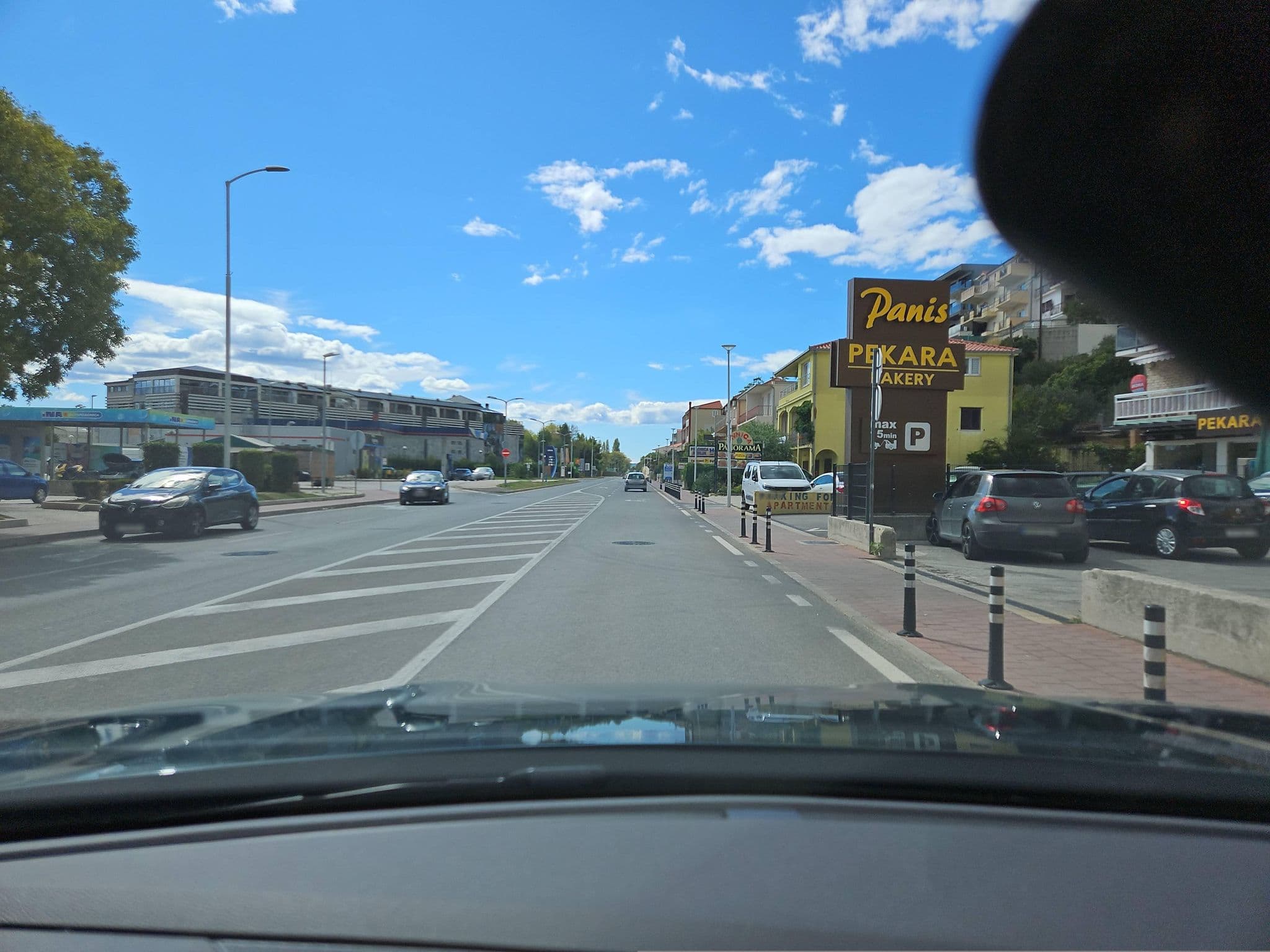 Street view near Apartment Luna, Omiš — © toho (CC BY-SA · Mapillary)