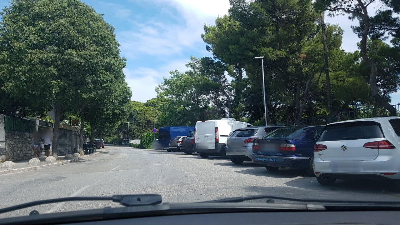 Street view near Apartman Split Bačvice for rent, Split — © mik007 (CC BY-SA · Mapillary)