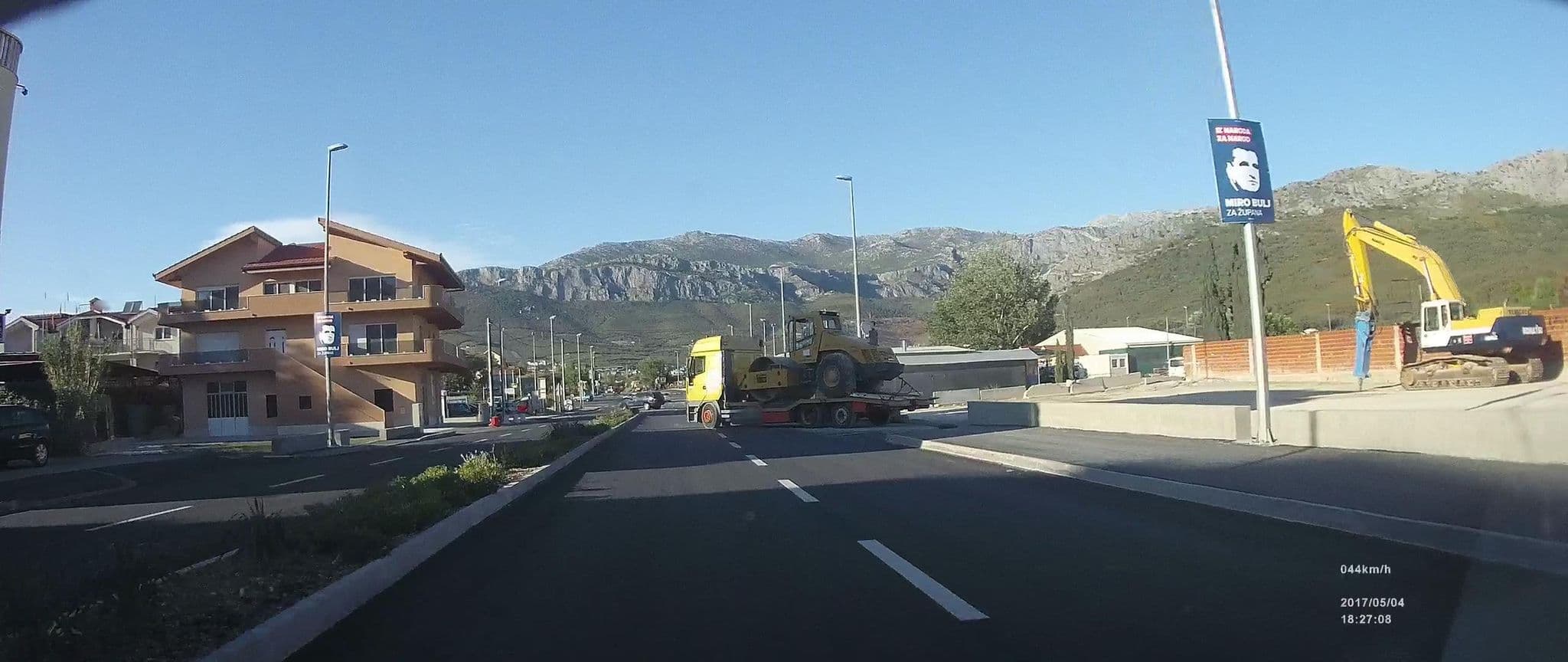 Street view near Hotel Ivo, Stobreč — © idelac (CC BY-SA · Mapillary)