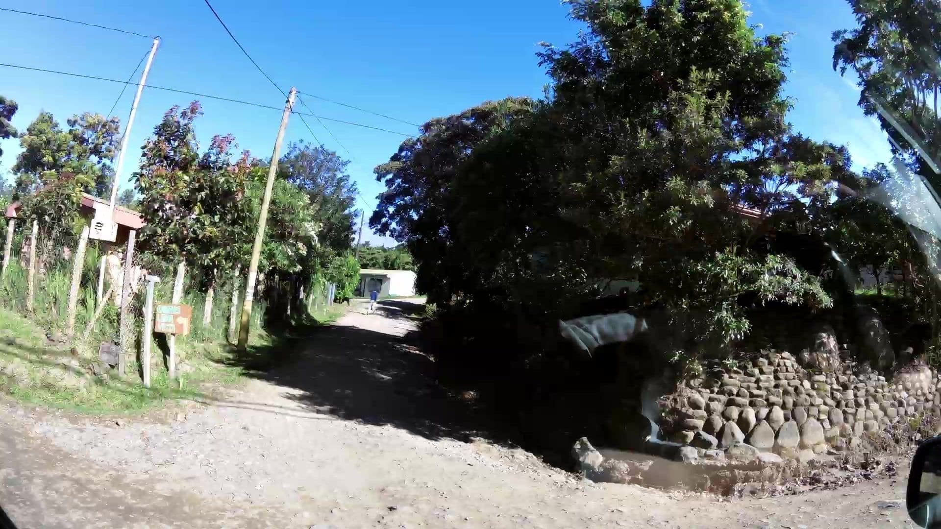 Street view near Cabinas Sol y Luna, Juntas