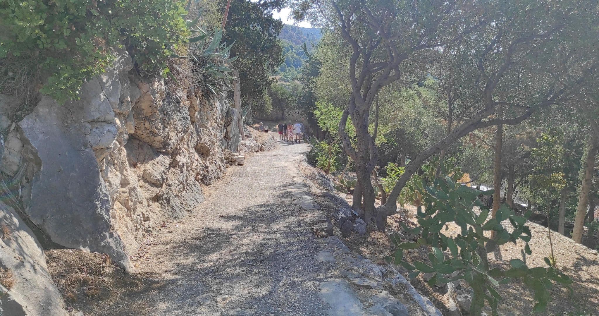 Street view near Apartments Jelsa-island Hvar, Hvar — © slashme (CC BY-SA · Mapillary)