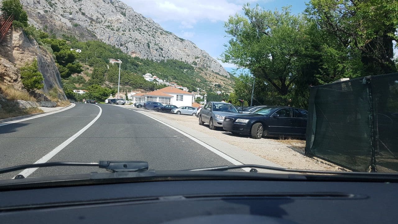 Street view near Vila Oksana d.o.o., Pučišća — © mik007 (CC BY-SA · Mapillary)