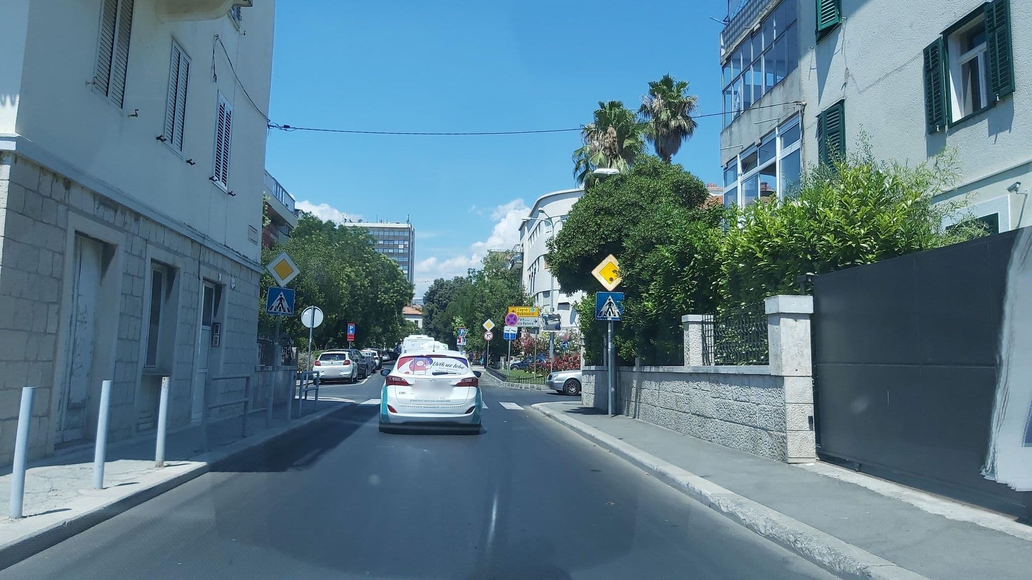 Street view near Apartment Mario, Split — © osmapper (CC BY-SA · Mapillary)