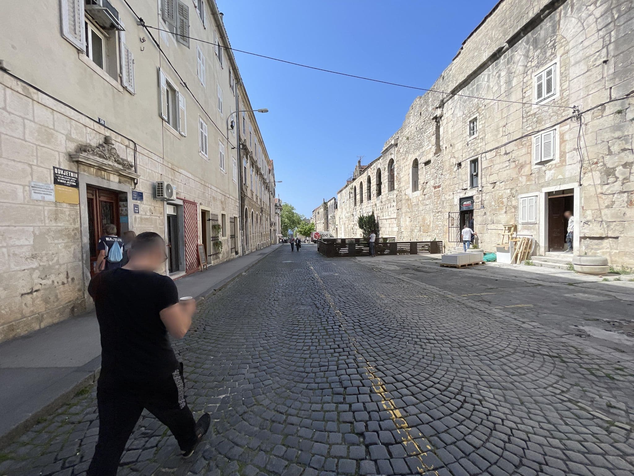 Street view near Villa Barbara, Split — © filipb (CC BY-SA · Mapillary)