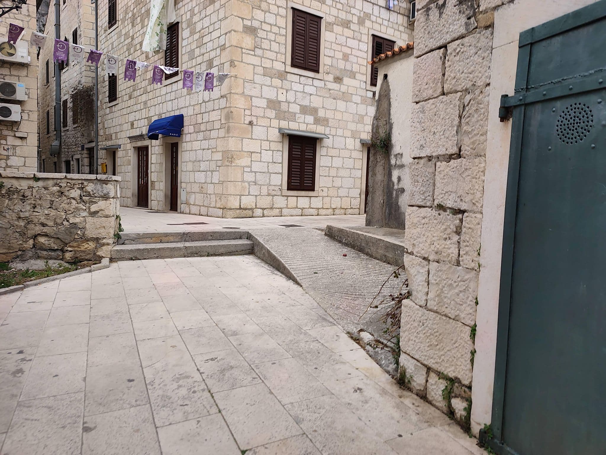 Street view near Sobe Gusti, Omiš — © Duro (CC BY-SA · Mapillary)