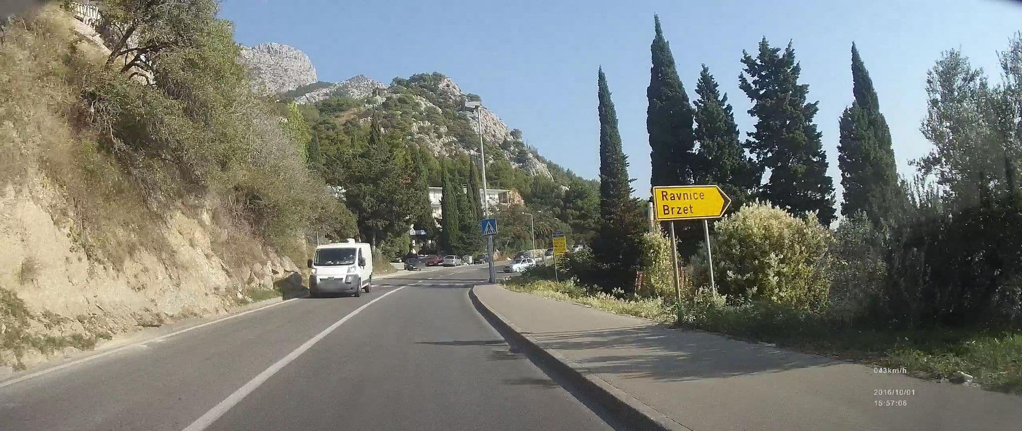 Street view near Villa Acapulco Residence, Omiš — © idelac (CC BY-SA · Mapillary)