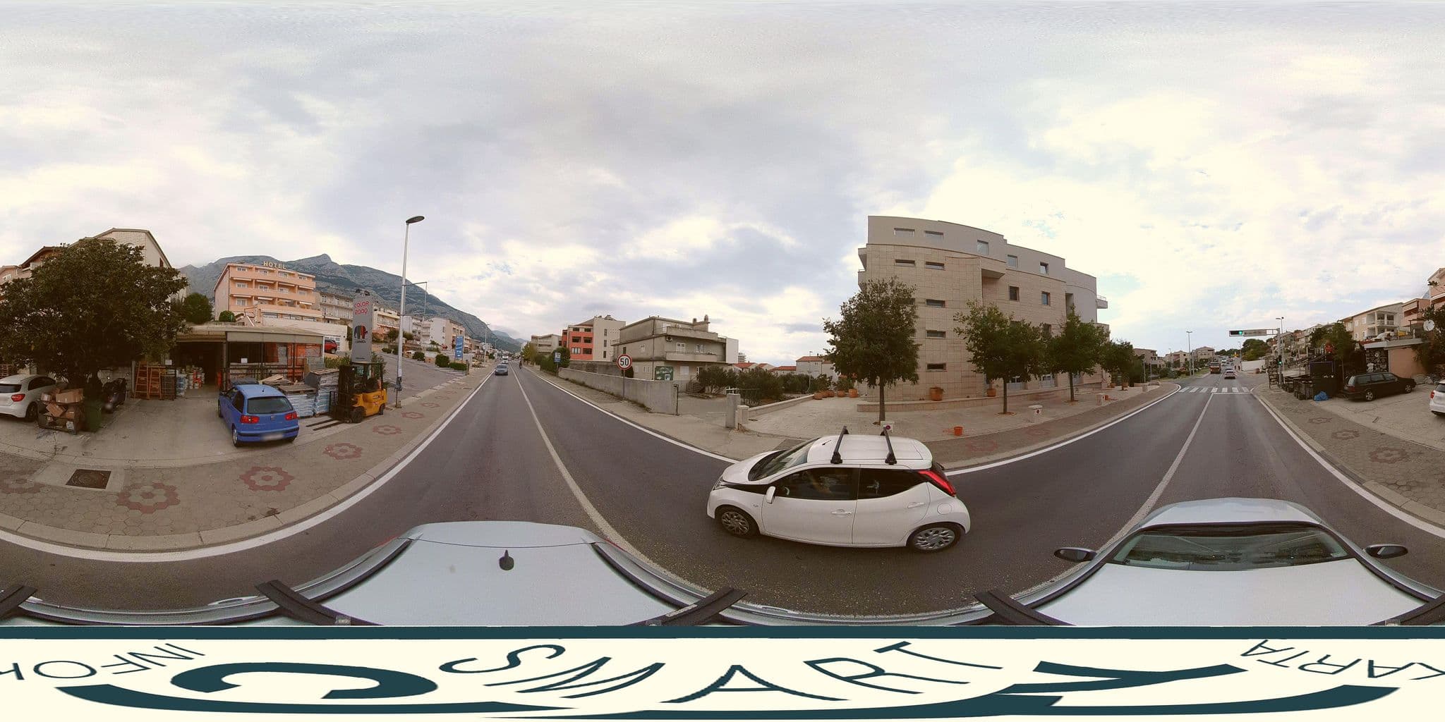 Street view near Migros apartmani, Makarska — © SilvioBasic (CC BY-SA · Mapillary)
