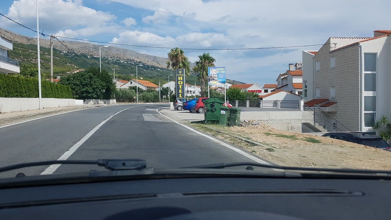 Street view near Apartments King, Podstrana — © mik007 (CC BY-SA · Mapillary)