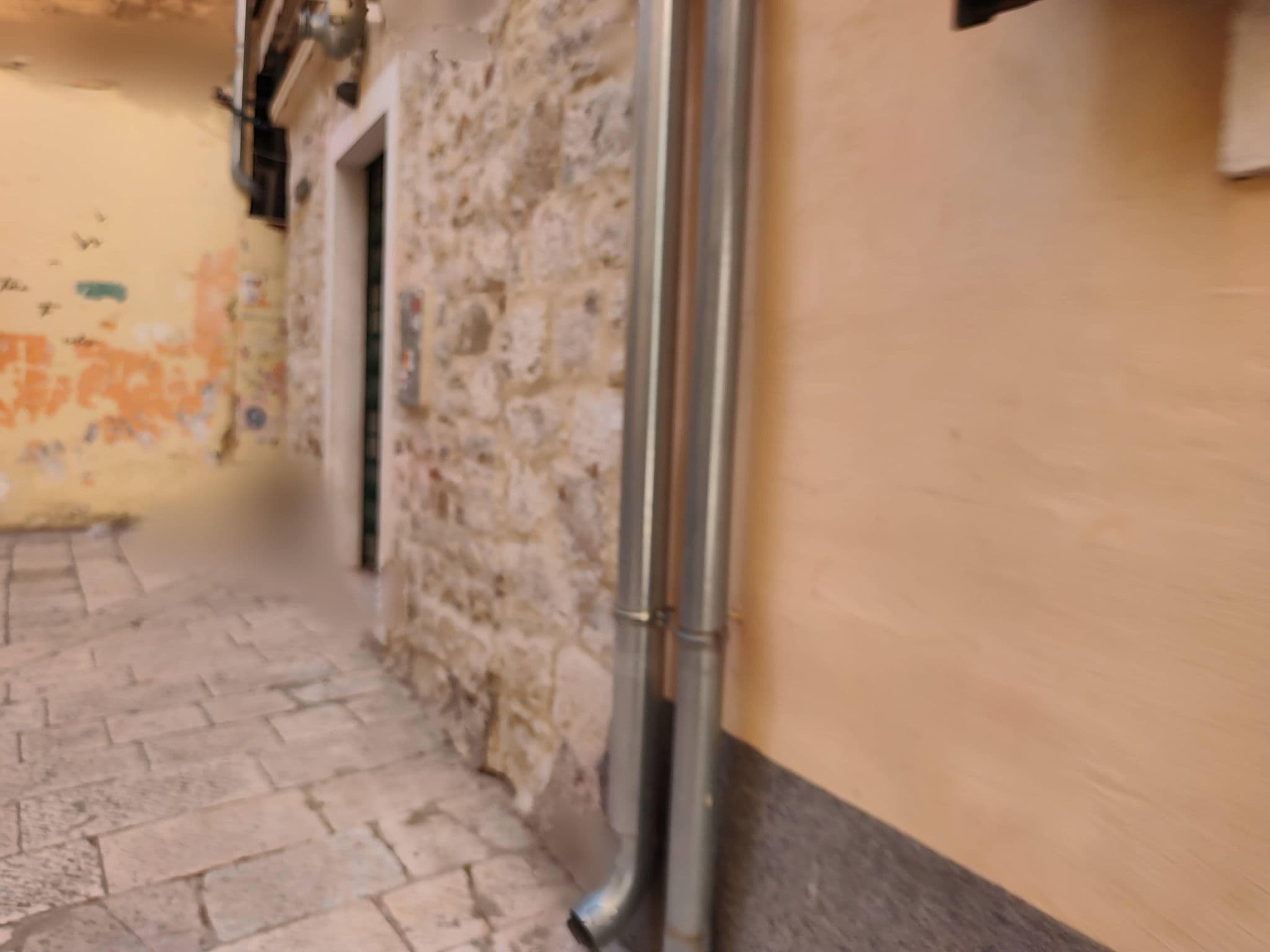 Street view near Guesthouse Pjaceta & Bar, Split — © Duro (CC BY-SA · Mapillary)