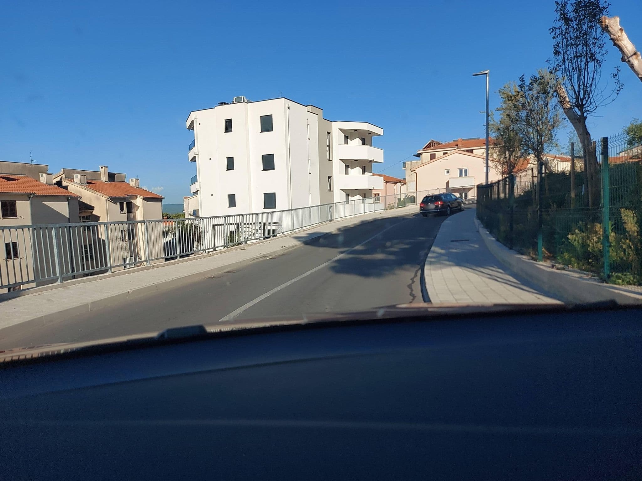 Street view near Klarisa, Makarska — © mik007 (CC BY-SA · Mapillary)