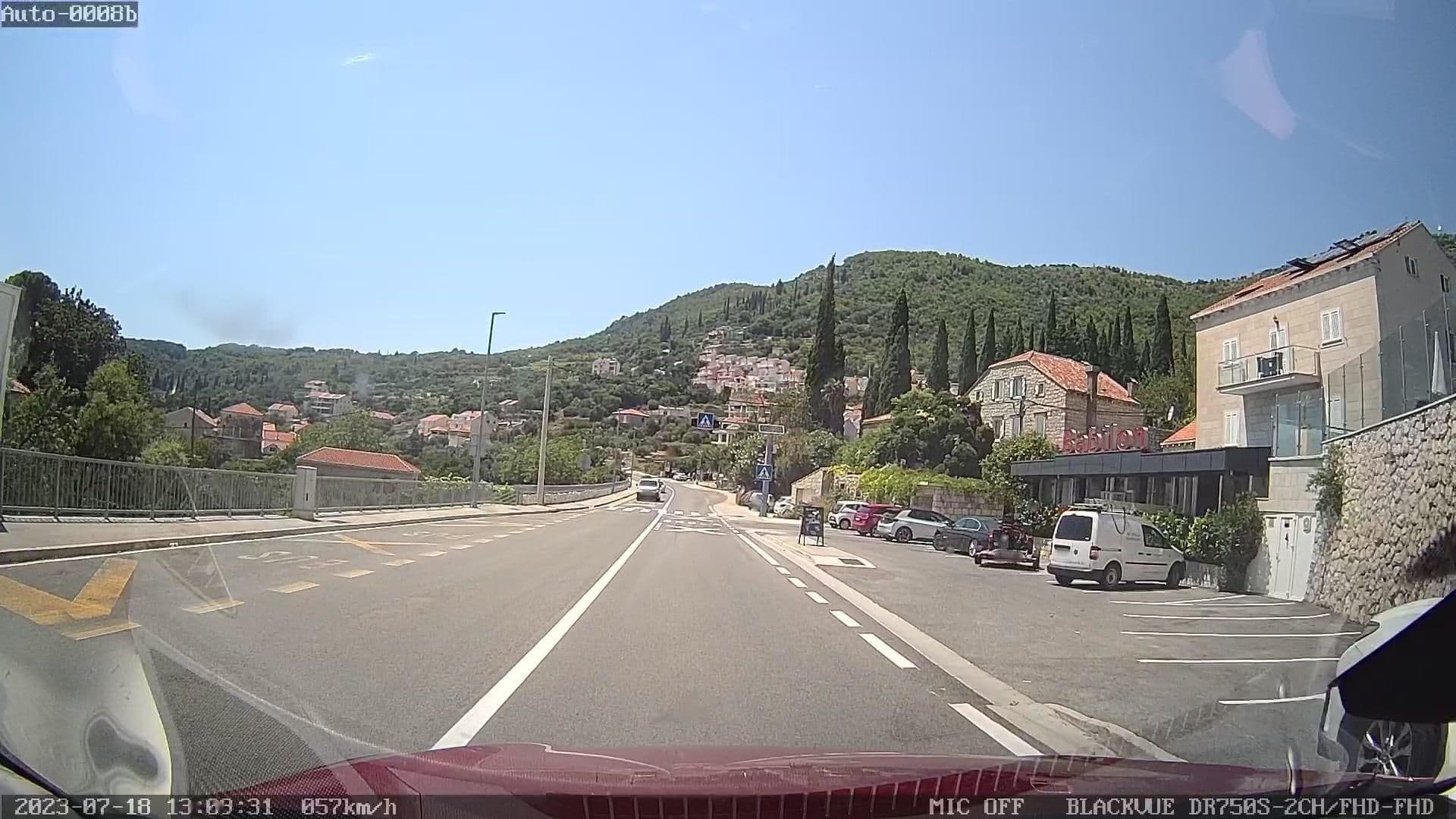 Street view near Villa Babilon, Zaton — © rdnnk (CC BY-SA · Mapillary)