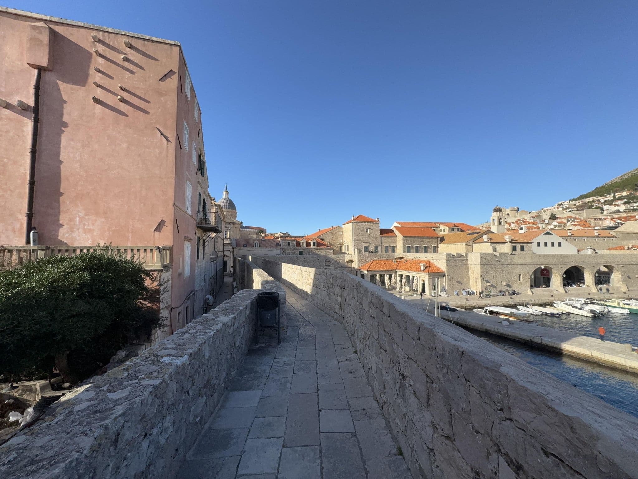 Street view near Apartment Franka, Dubrovnik — © filipb (CC BY-SA · Mapillary)