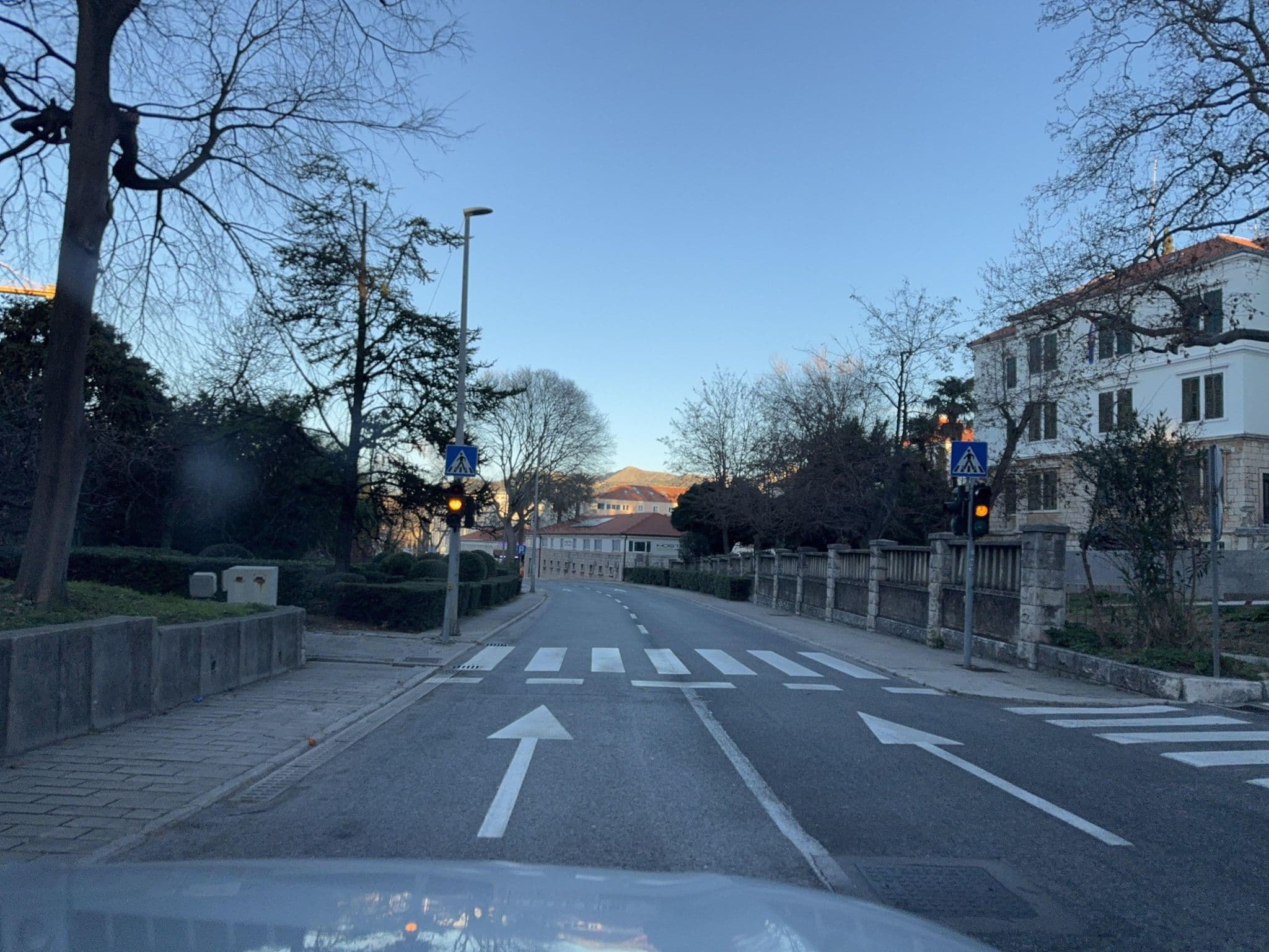 Street view near Begalis D.O.O., Dubrovnik — © filipb (CC BY-SA · Mapillary)