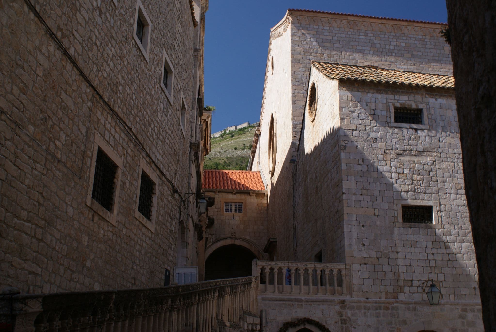 Street view near Apartment Laurus, Dubrovnik — © allefm (CC BY-SA · Mapillary)