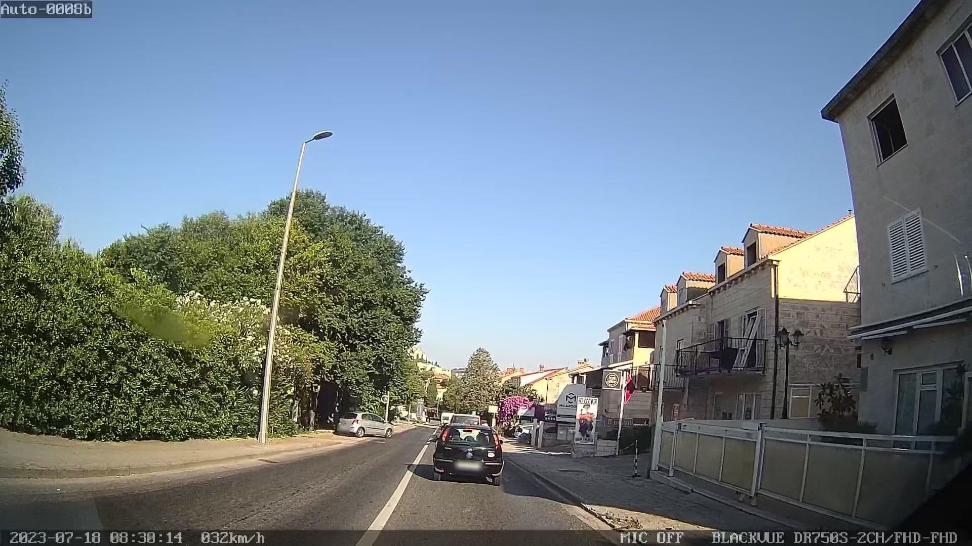 Street view near Apartments Bungevilla, Dubrovnik — © rdnnk (CC BY-SA · Mapillary)
