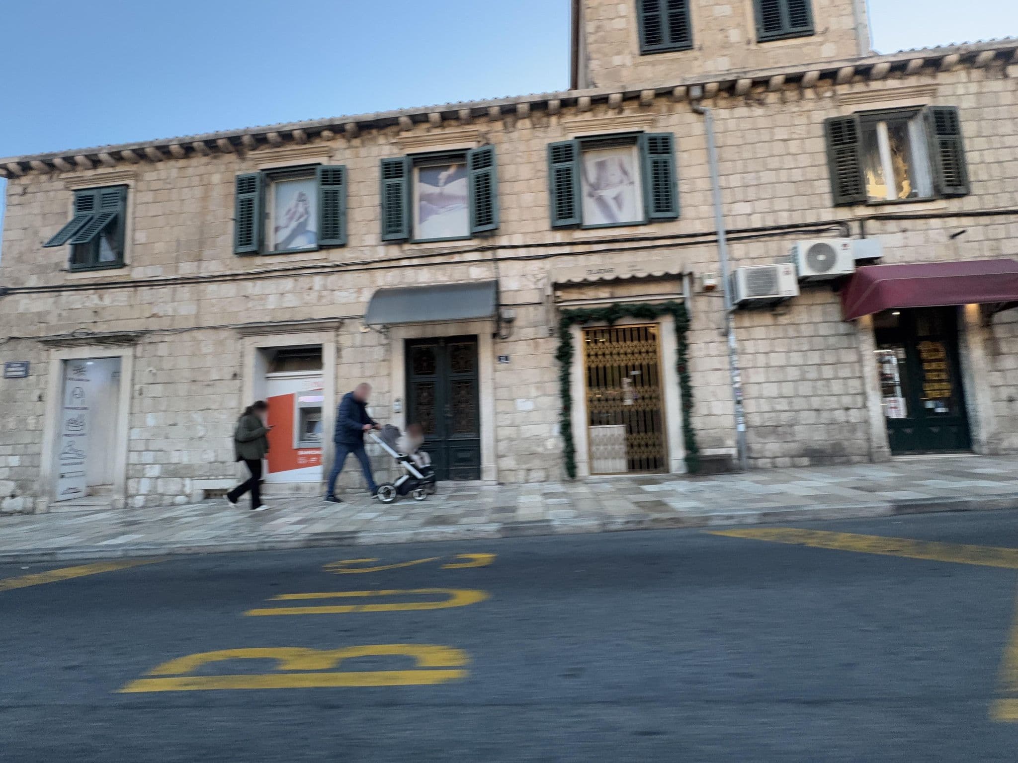 Street view near Hostel Pearl, Dubrovnik — © filipb (CC BY-SA · Mapillary)
