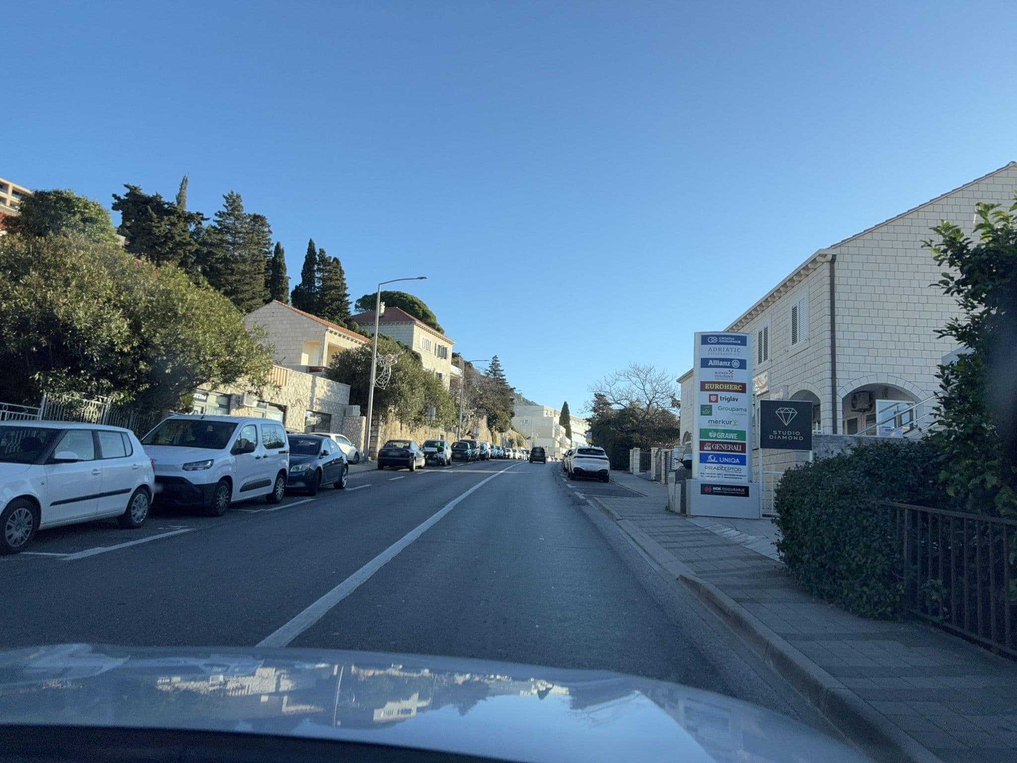 Street view near Vila Mandic, Dubrovnik — © filipb (CC BY-SA · Mapillary)