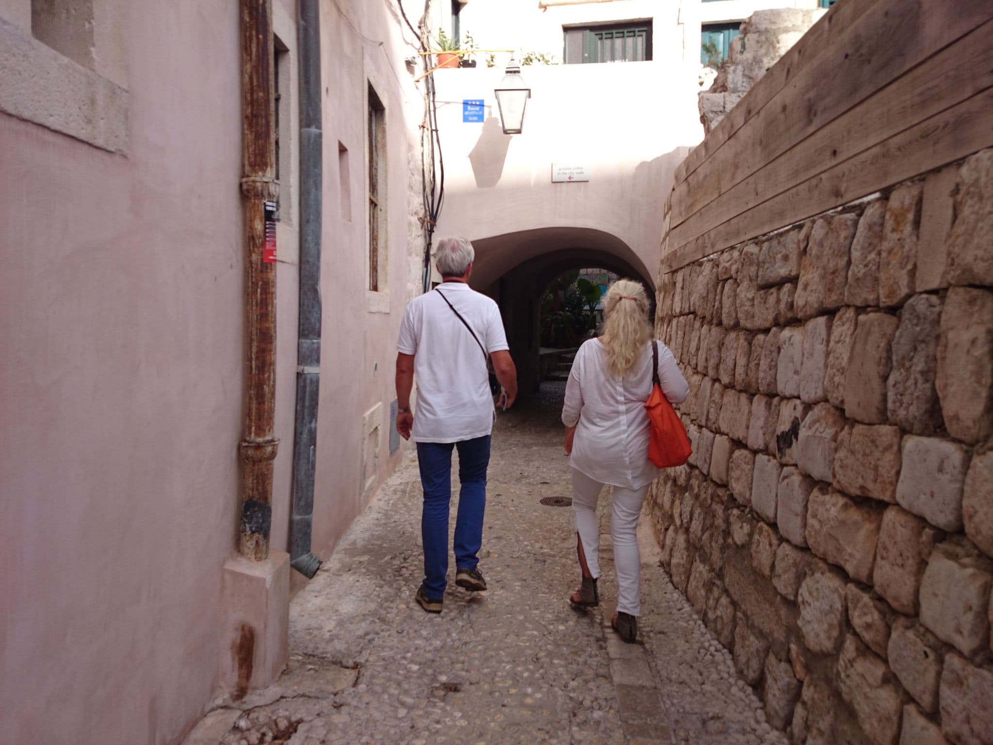 Street view near Apartments Franka Old Town, Dubrovnik — © ebel (CC BY-SA · Mapillary)