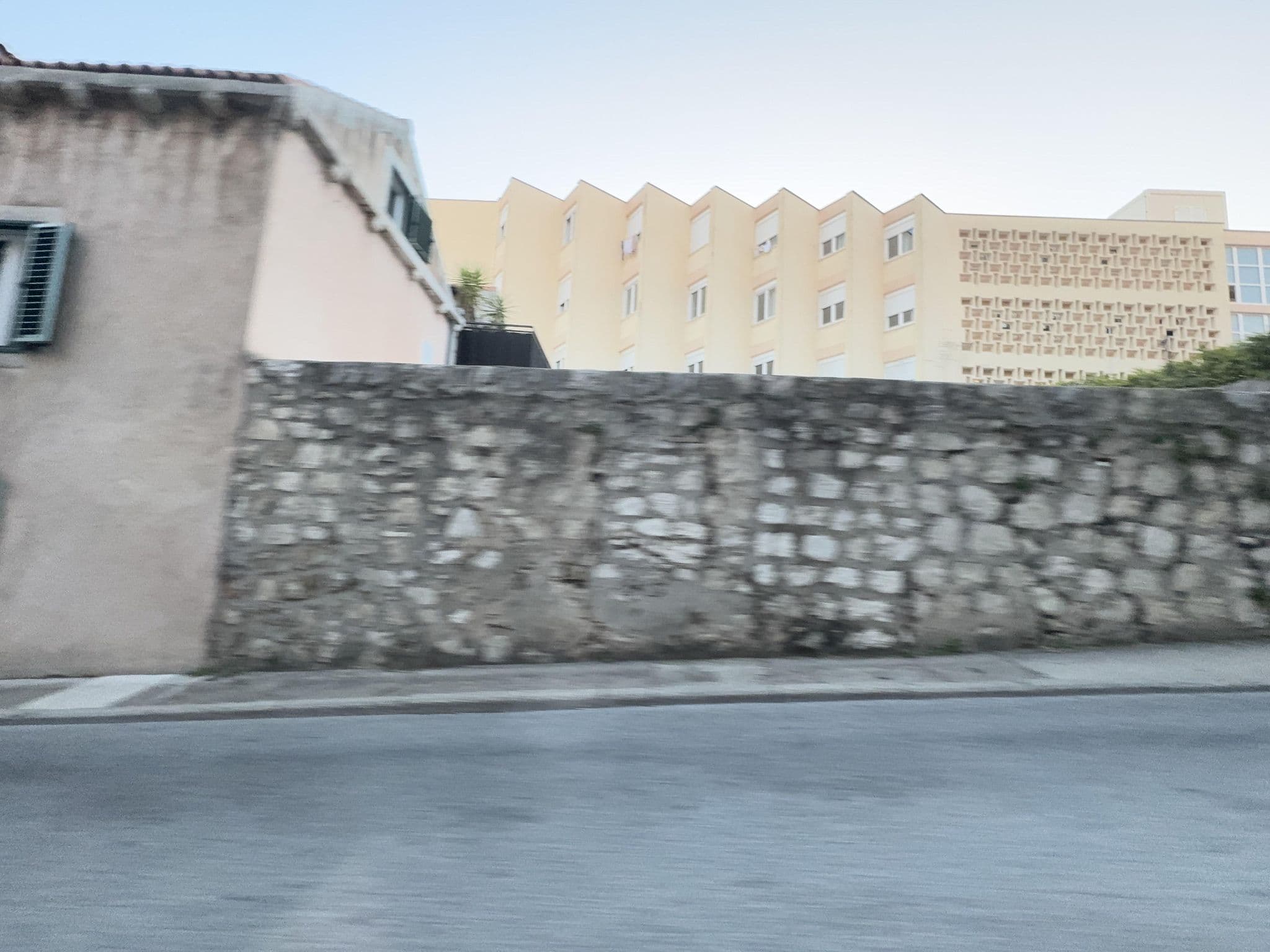 Street view near Manda Rooms, Dubrovnik — © filipb (CC BY-SA · Mapillary)