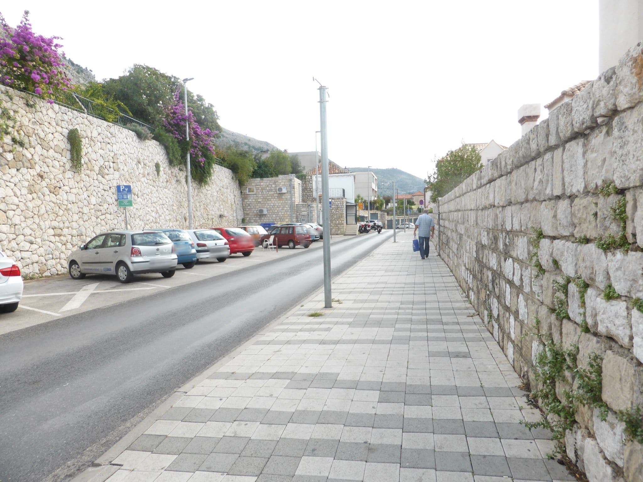 Street view near Villa Busovina, Dubrovnik — © sennewald63 (CC BY-SA · Mapillary)