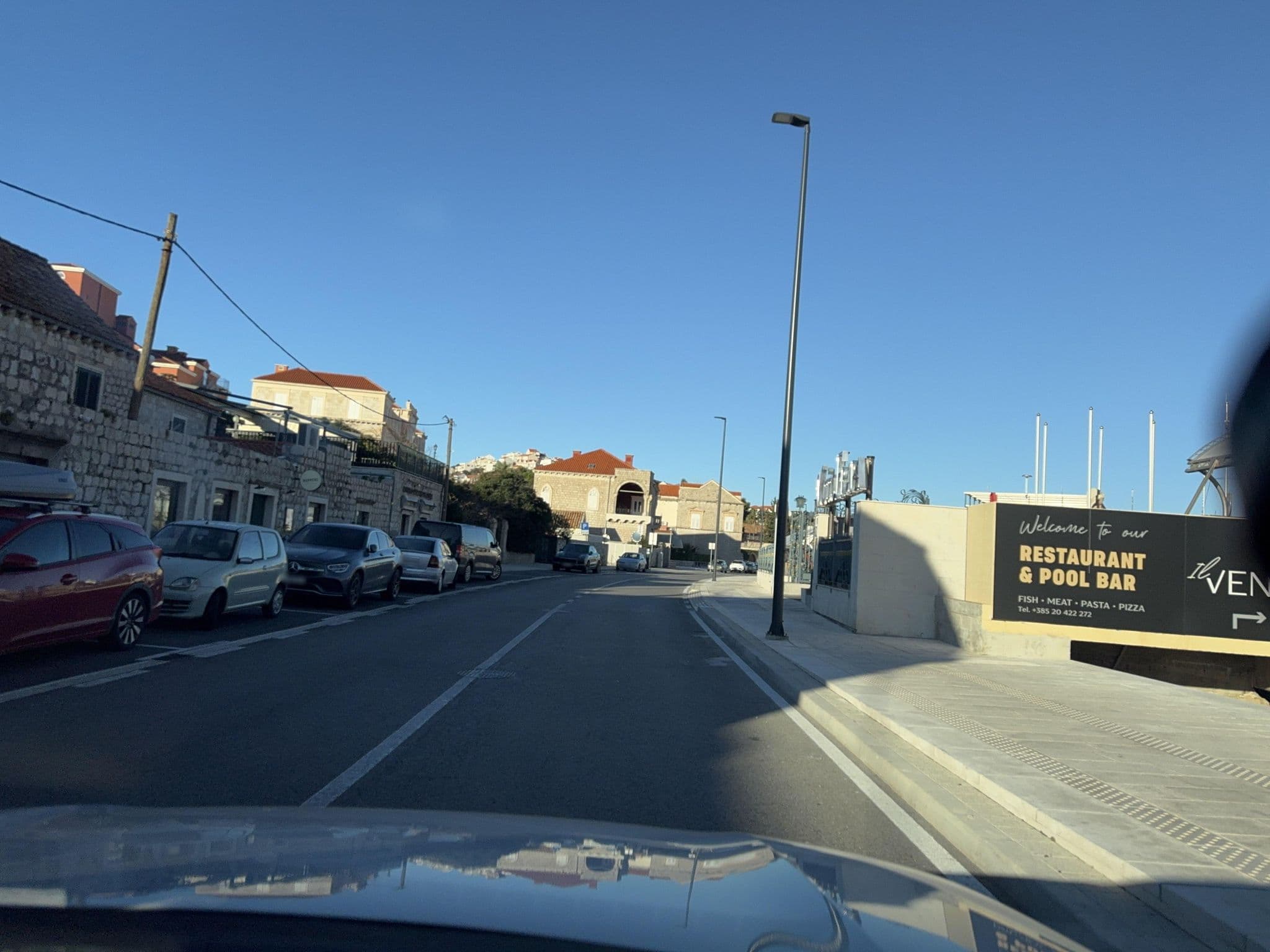 Street view near Endelig Sammen, Mokošica — © filipb (CC BY-SA · Mapillary)