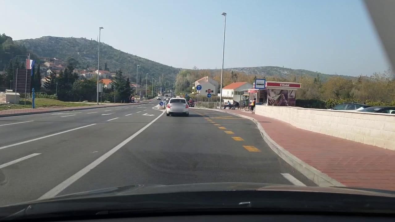 Street view near Pansion Costeria Srebreno, Čibača — © roadroid (CC BY-SA · Mapillary)