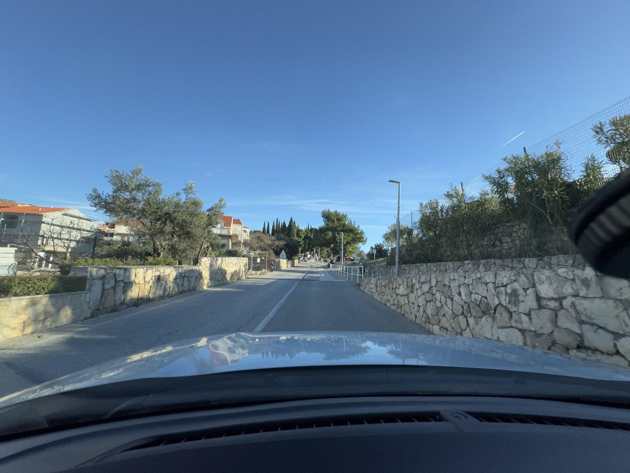 Street view near Bacan Serviced Apartments, Cavtat — © filipb (CC BY-SA · Mapillary)