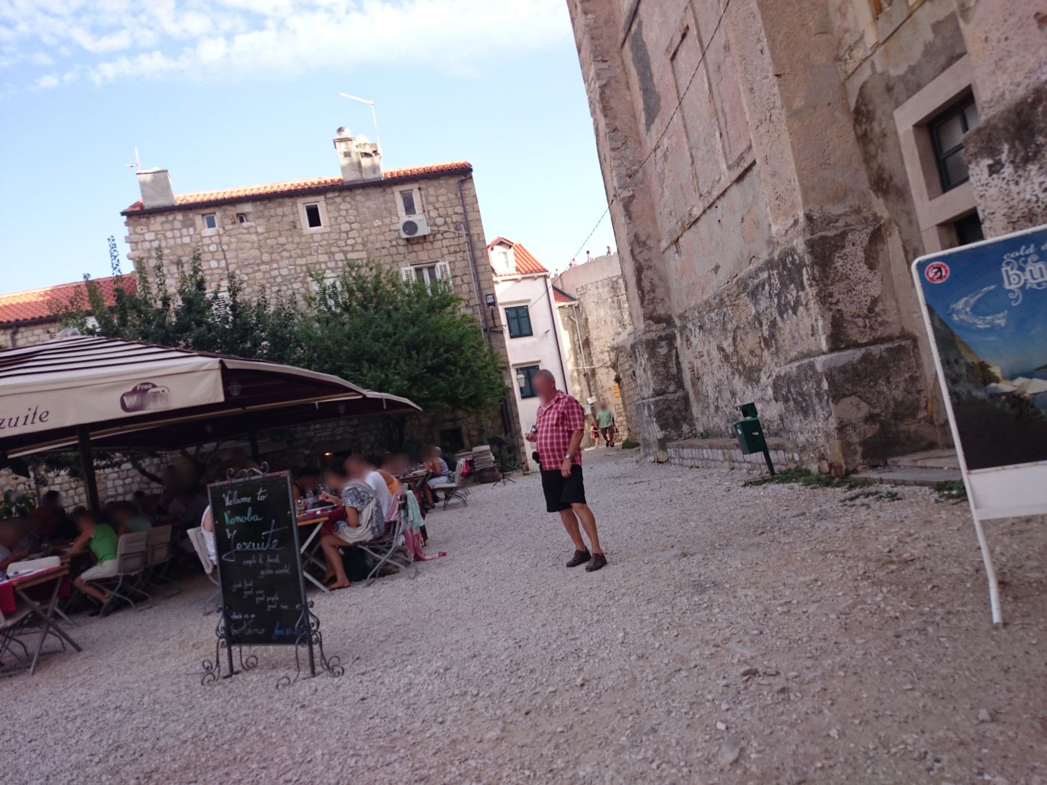 Street view near Rilati palace, Dubrovnik — © ebel (CC BY-SA · Mapillary)