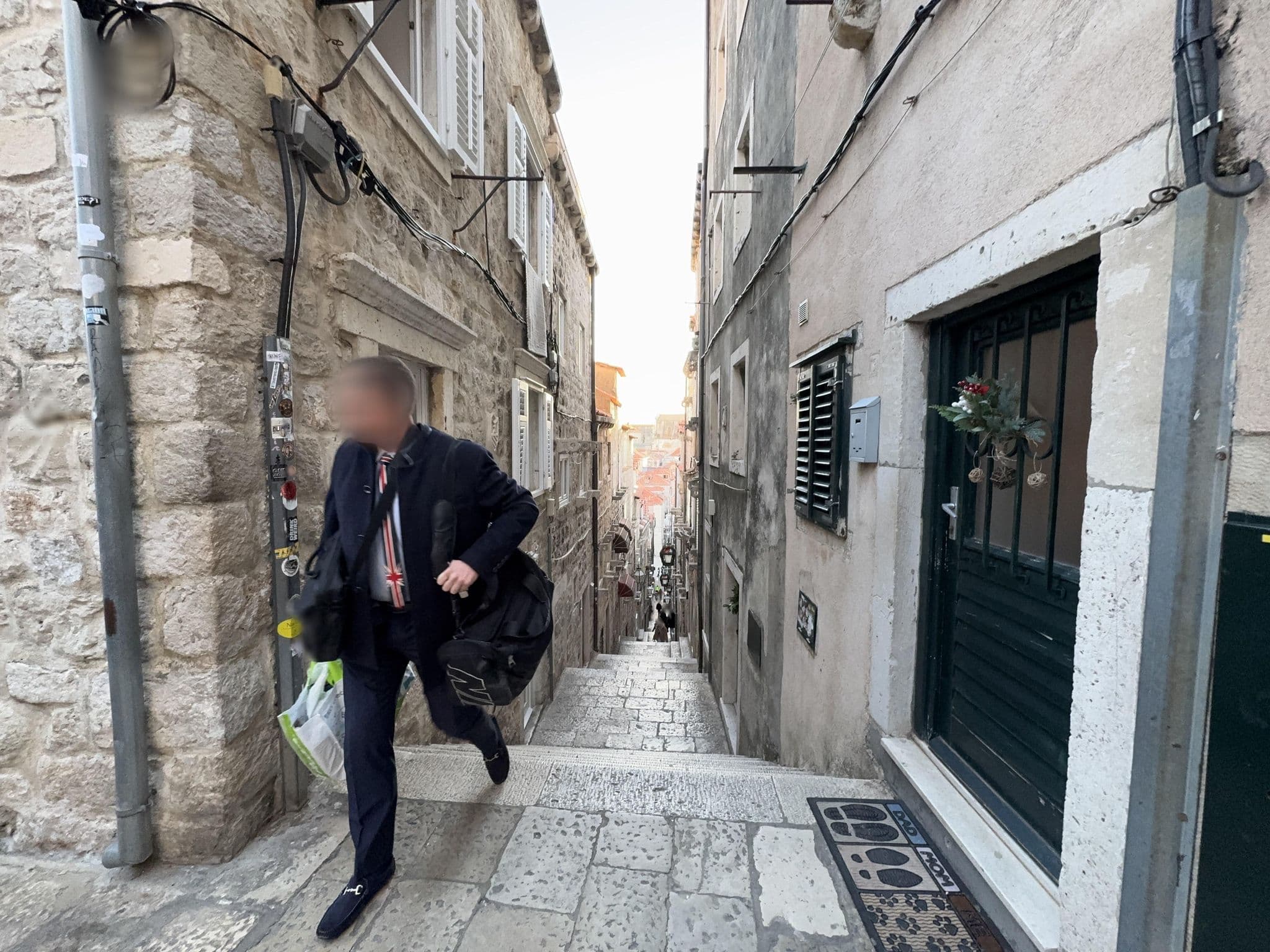 Street view near Juliette's Palace Studios, Dubrovnik — © filipb (CC BY-SA · Mapillary)