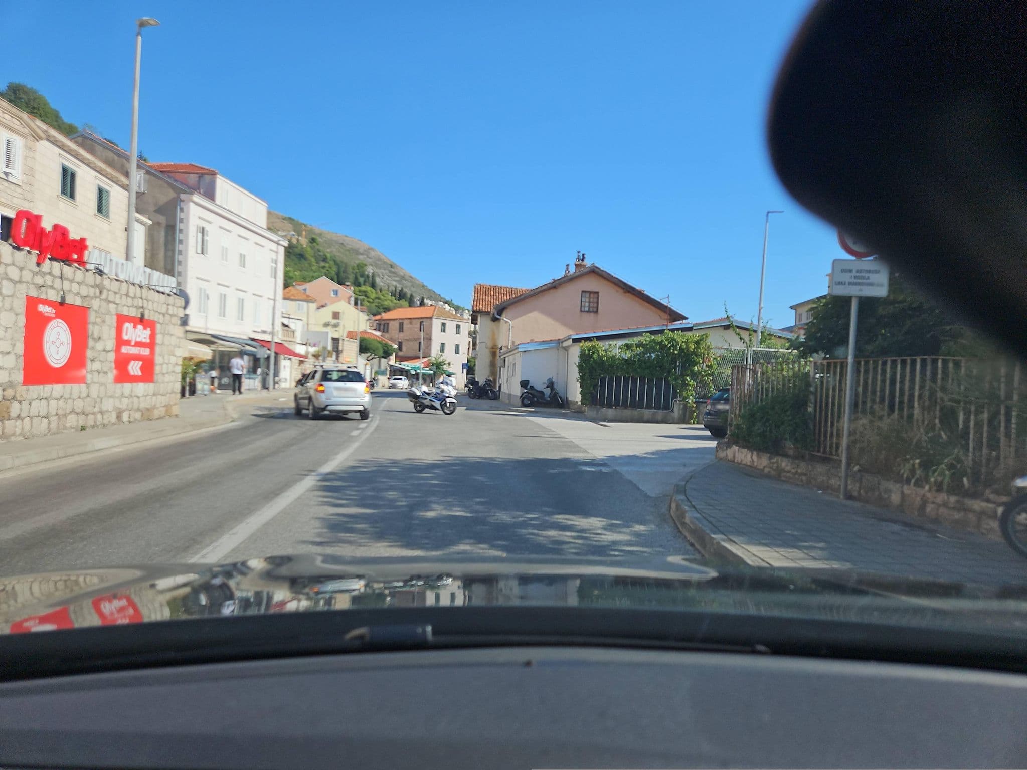 Street view near Guest House Dada, Mokošica — © toho (CC BY-SA · Mapillary)