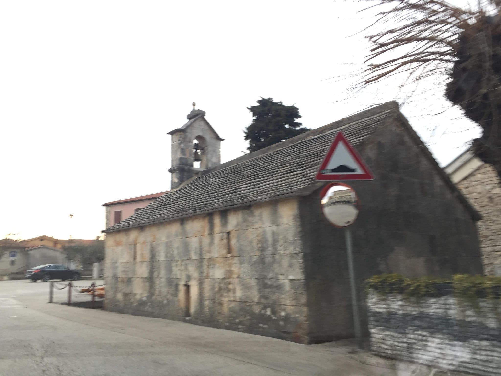 Street view near Apartment Dubravka, Raša — © igorzo (CC BY-SA · Mapillary)