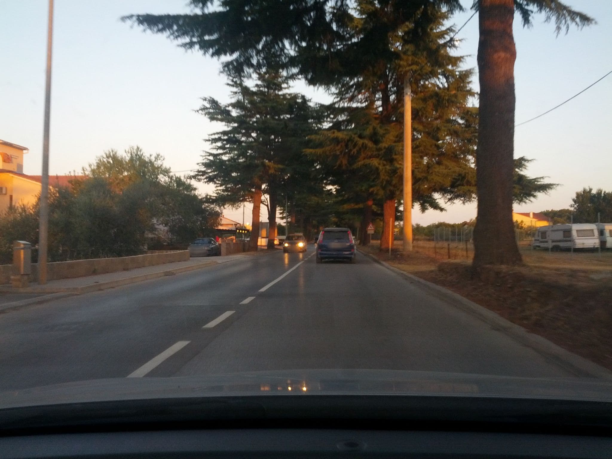 Street view near Apartments Mauricio, Valbandon — © lesko987 (CC BY-SA · Mapillary)