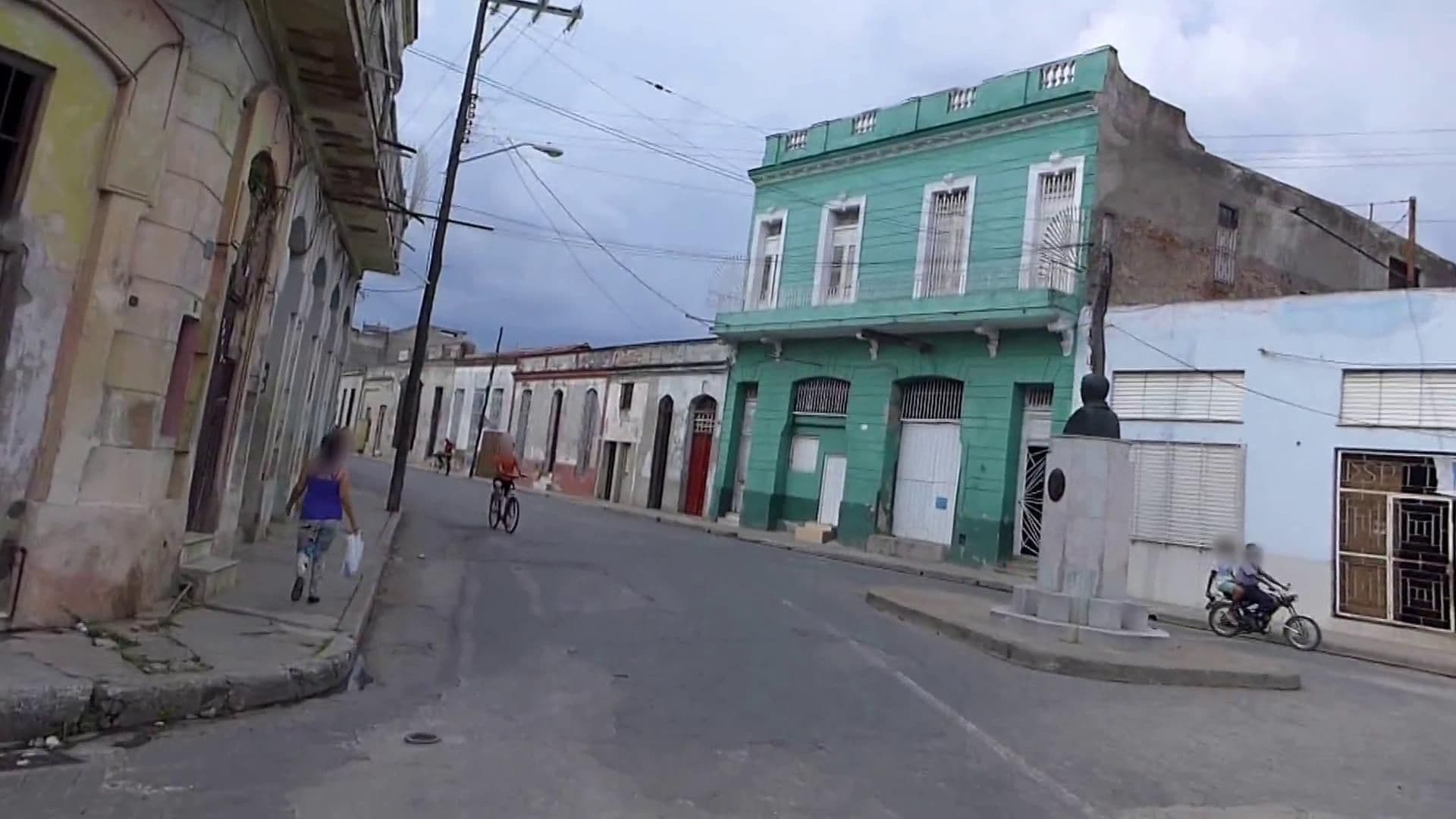 Street view near Casa Blanca, Camagüey