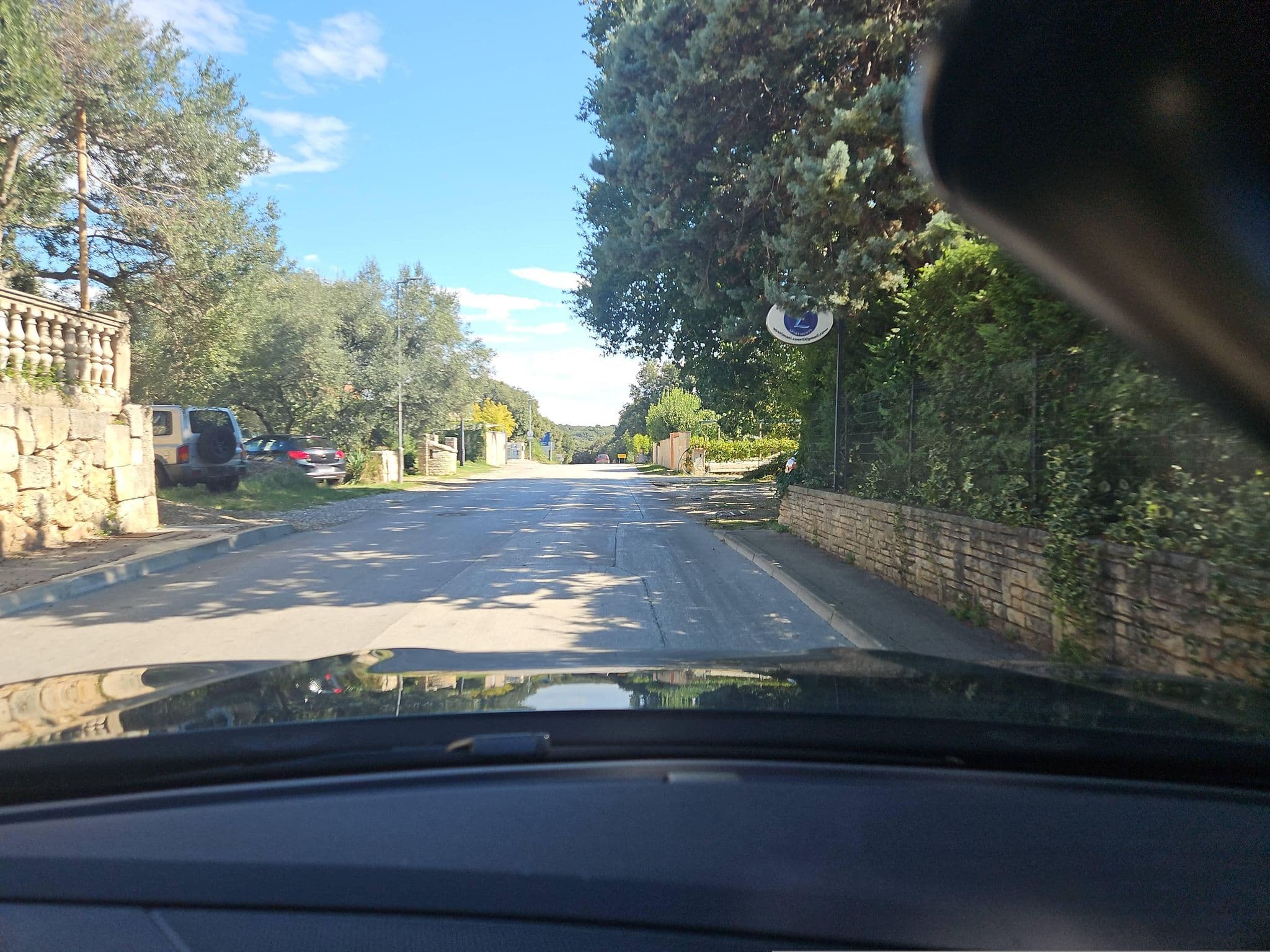 Street view near Apartments Lucija, Pula — © toho (CC BY-SA · Mapillary)