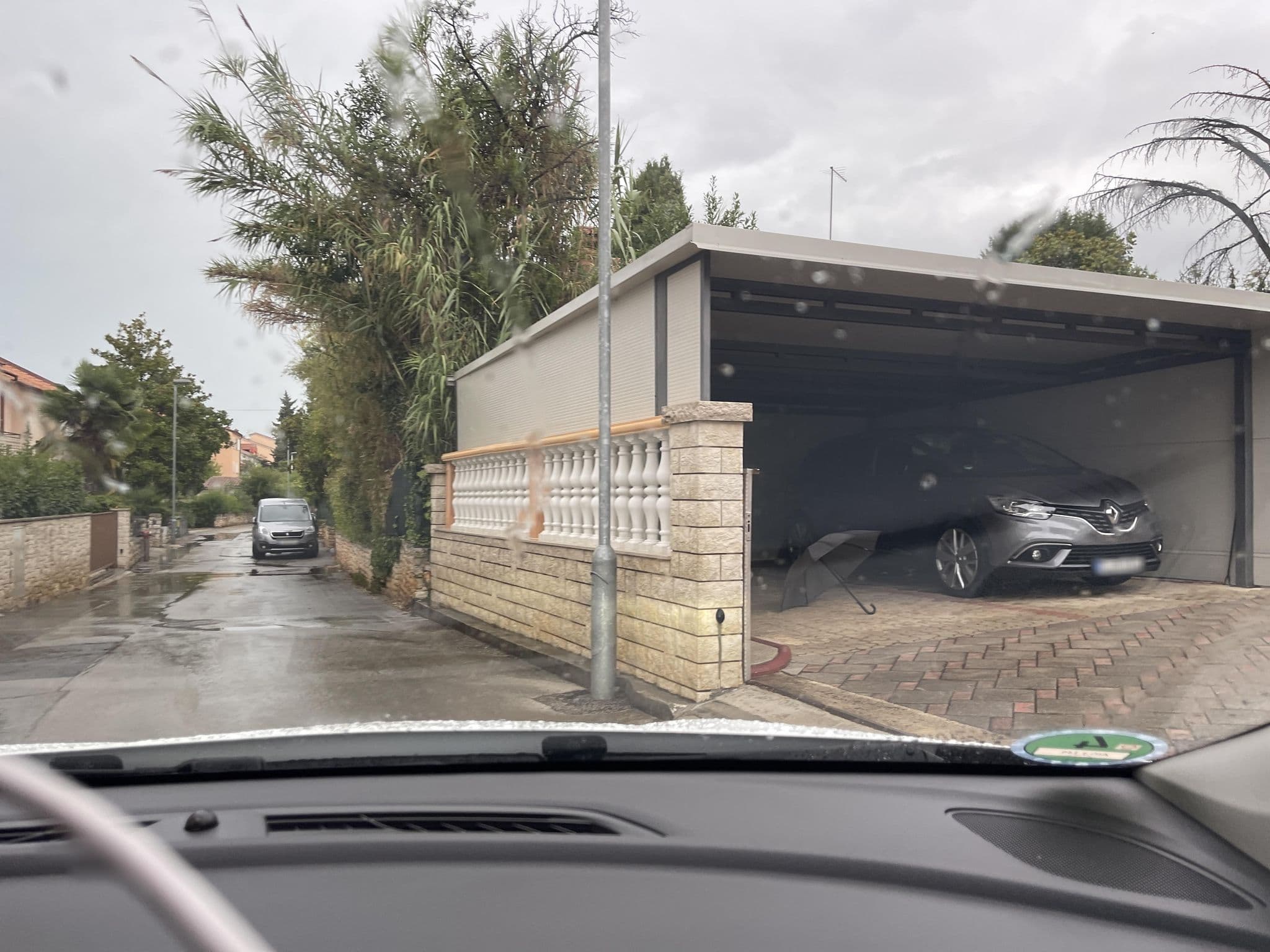 Street view near Lino Apartments, Rovinj — © eisbzs (CC BY-SA · Mapillary)