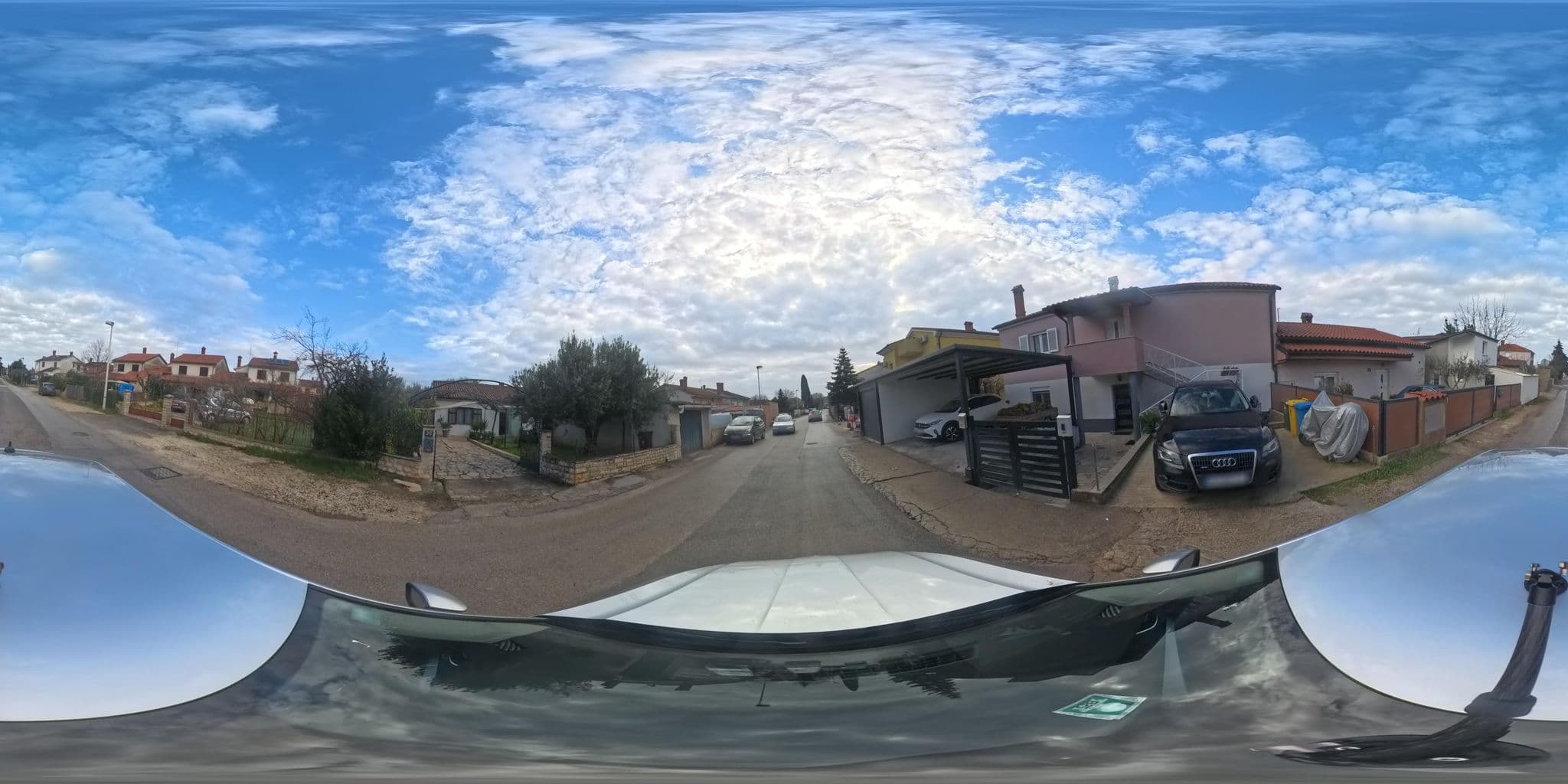 Street view near Apartments Manuela, Pula — © LTuropolec (CC BY-SA · Mapillary)