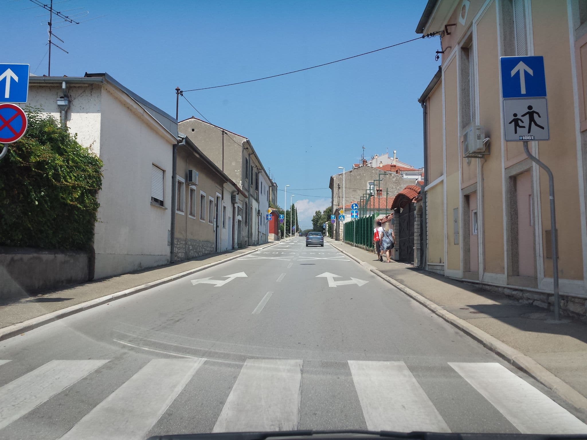 Street view near Sun City Rooms, Pula — © brocaloid15 (CC BY-SA · Mapillary)
