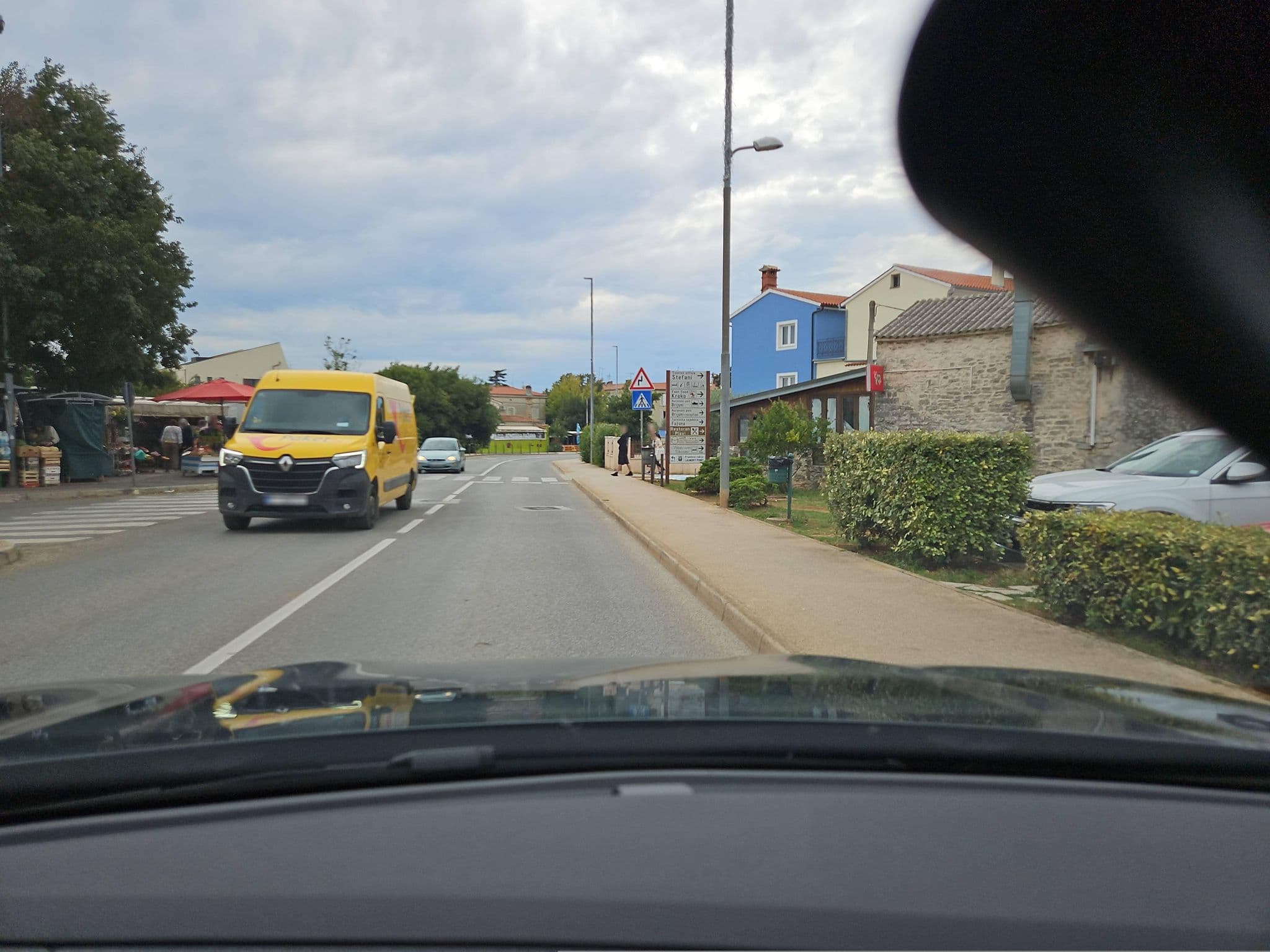 Street view near Apartmani Krajnović, Fažana — © toho (CC BY-SA · Mapillary)