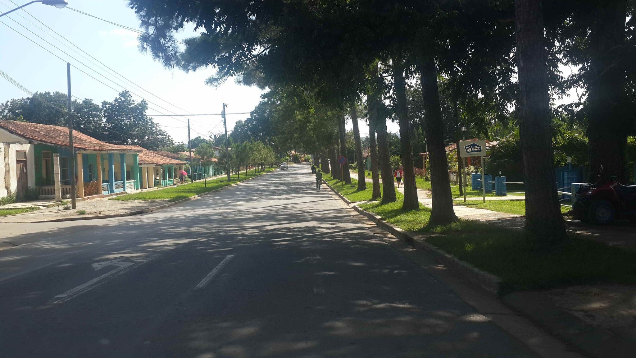 Street view near Casa Bárbara, Viñales