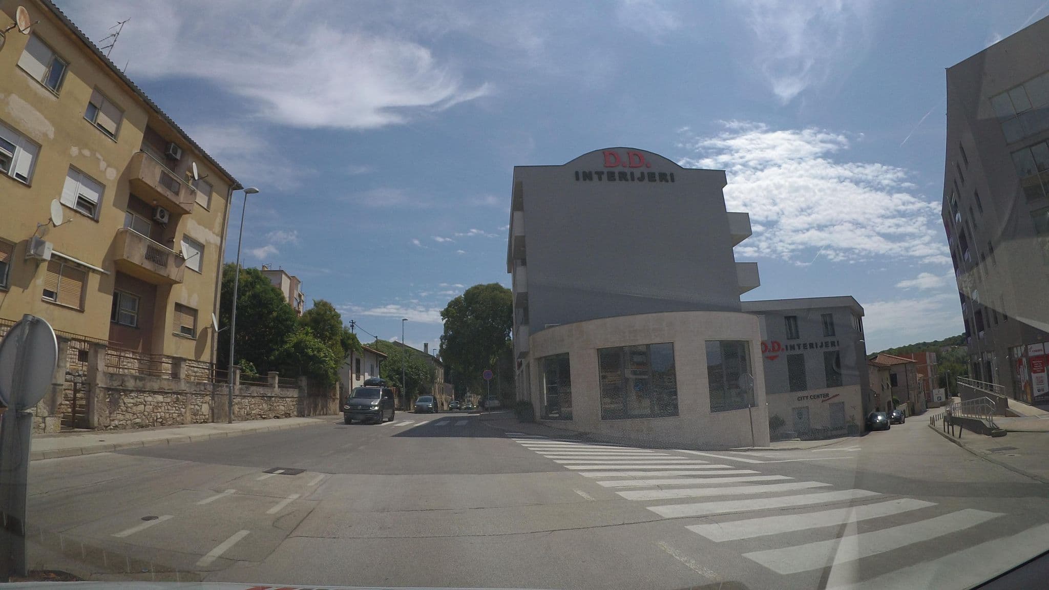 Street view near Hotel City Pula, Pula — © hbogner (CC BY-SA · Mapillary)