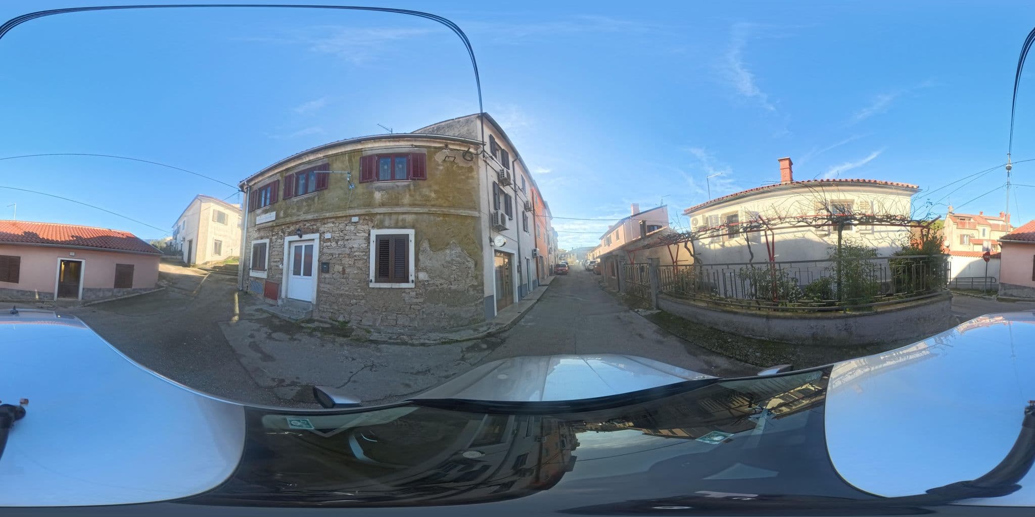Street view near Studio Rose, Pula — © LTuropolec (CC BY-SA · Mapillary)