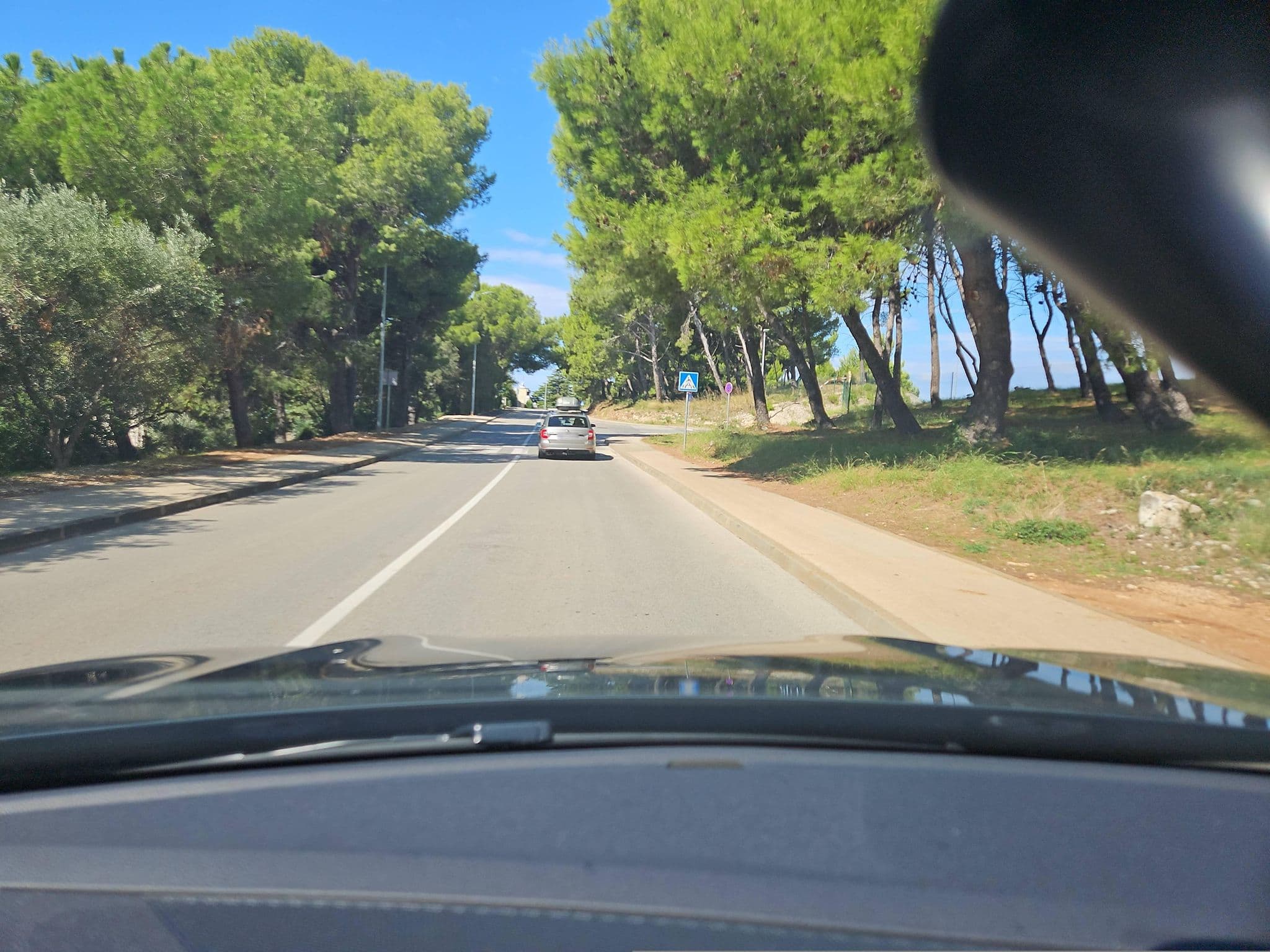 Street view near Apartments Pradolando, Pula — © toho (CC BY-SA · Mapillary)
