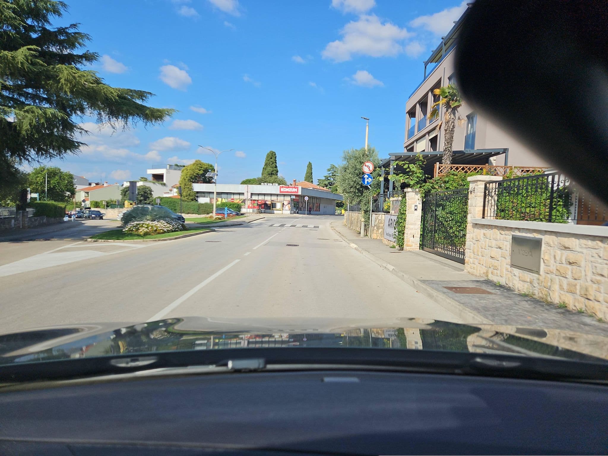 Street view near Villa Csipak, Rovinj — © toho (CC BY-SA · Mapillary)