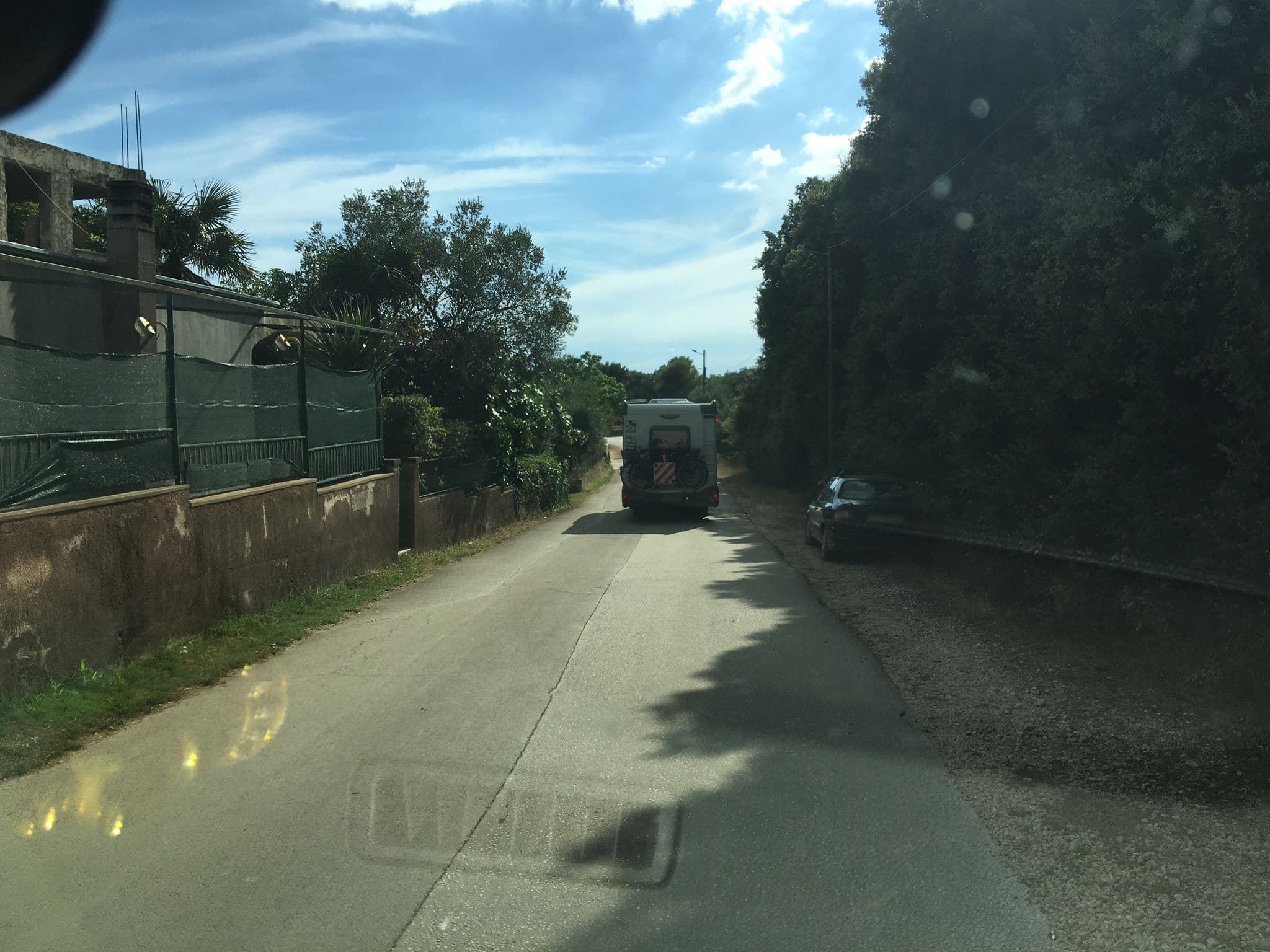 Street view near Apartments Ana 1707, Pula — © kgvx (CC BY-SA · Mapillary)